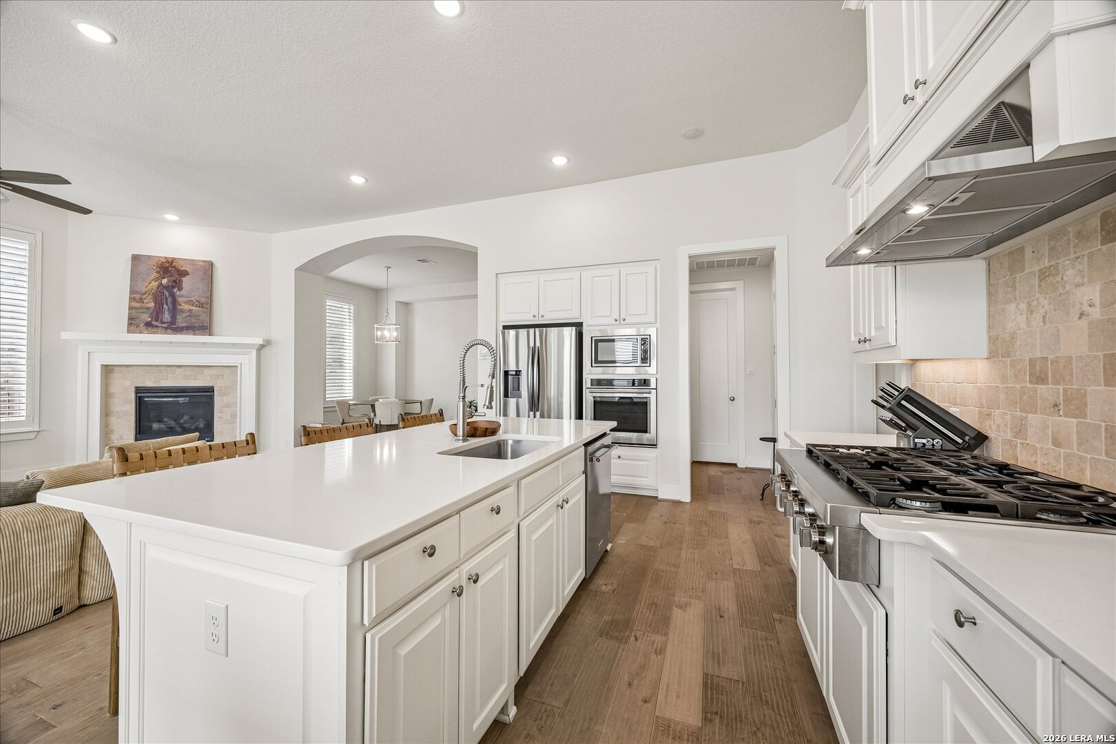 7038 CANTERA MANOR BLVD, San Antonio, TX 78255
