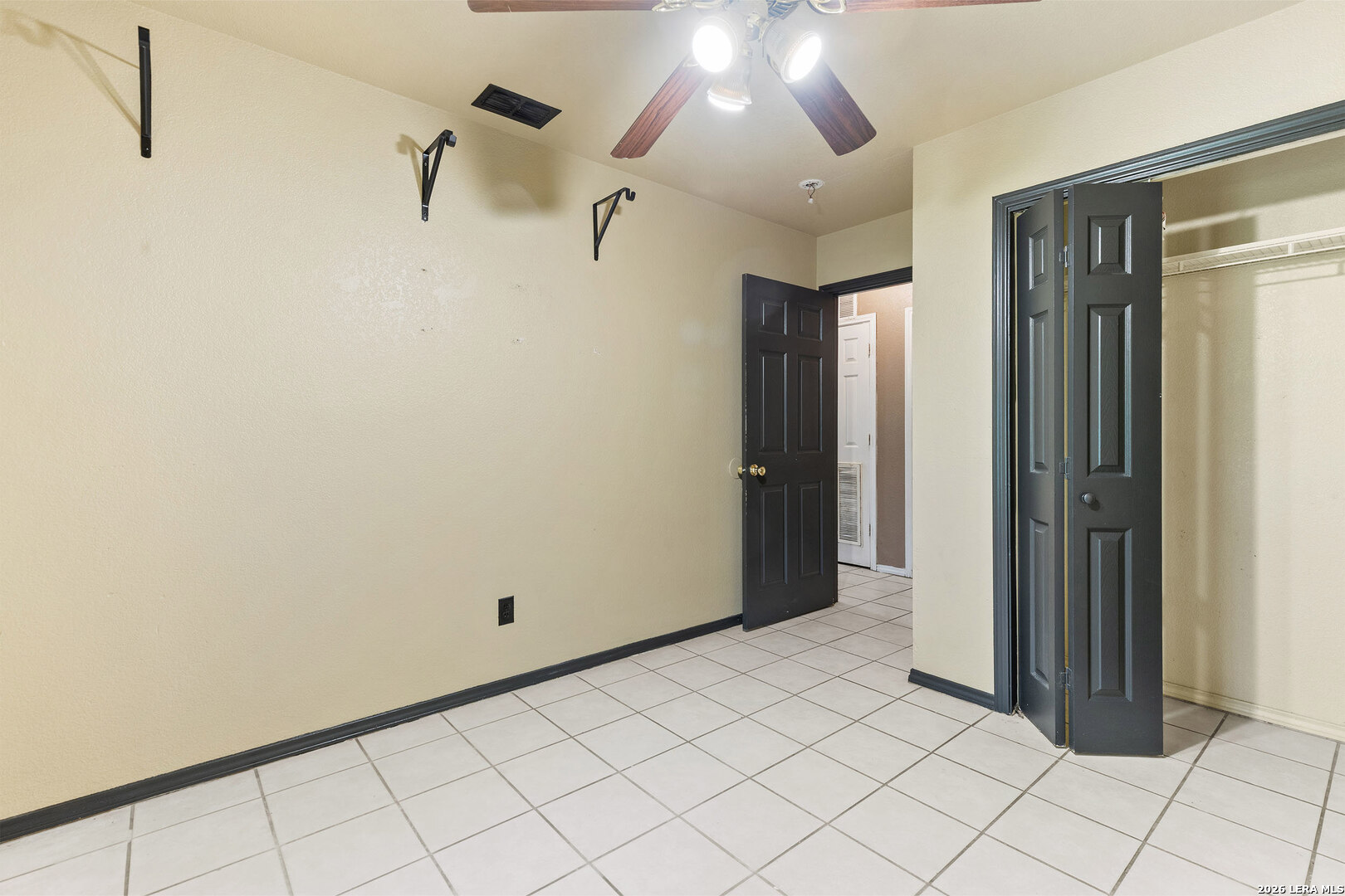 419 AMIRES PL, San Antonio, TX 78237