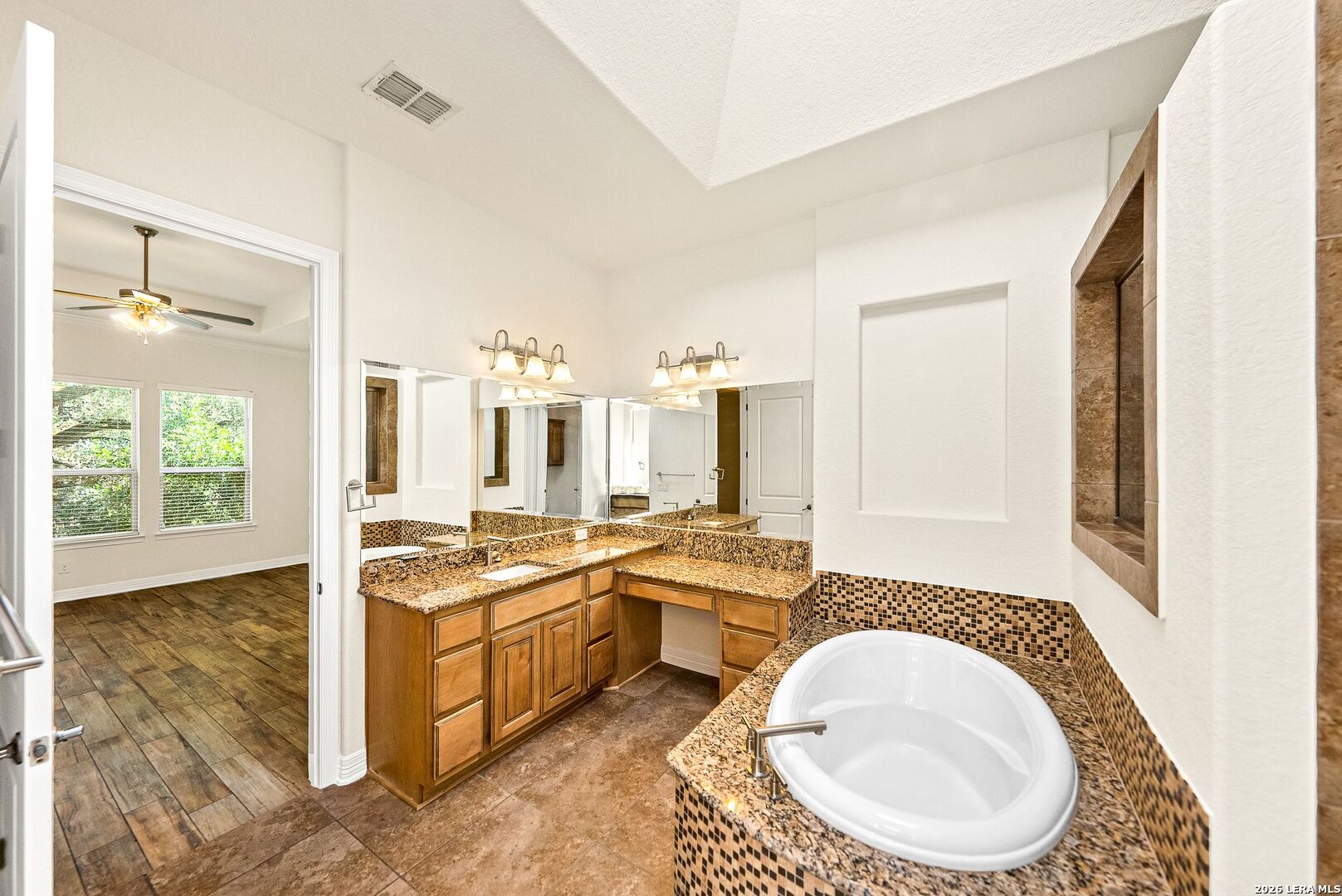 4678 Amorosa Way, San Antonio, TX 78261