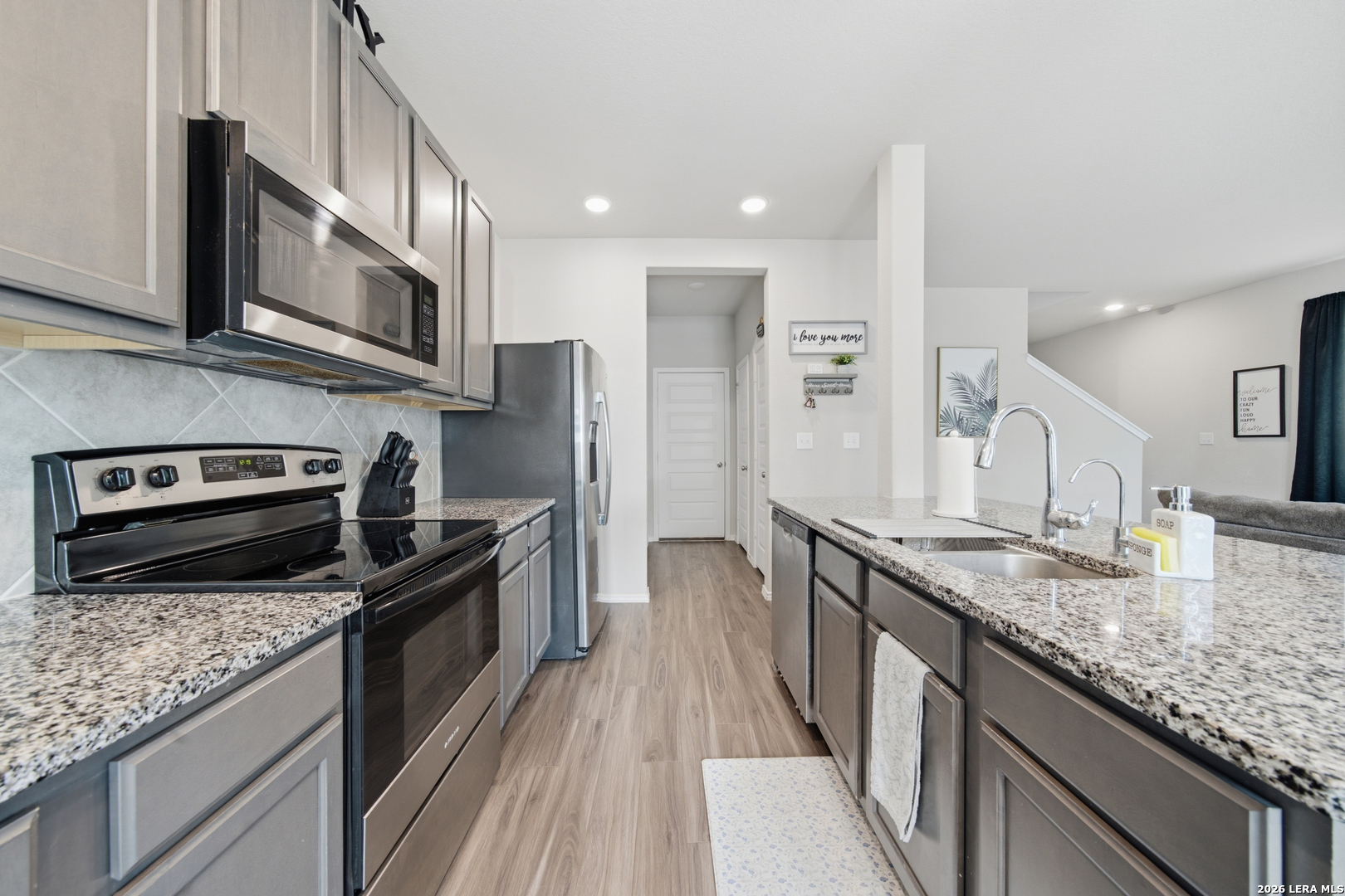 10030 Boulder Opal, San Antonio, TX 78245