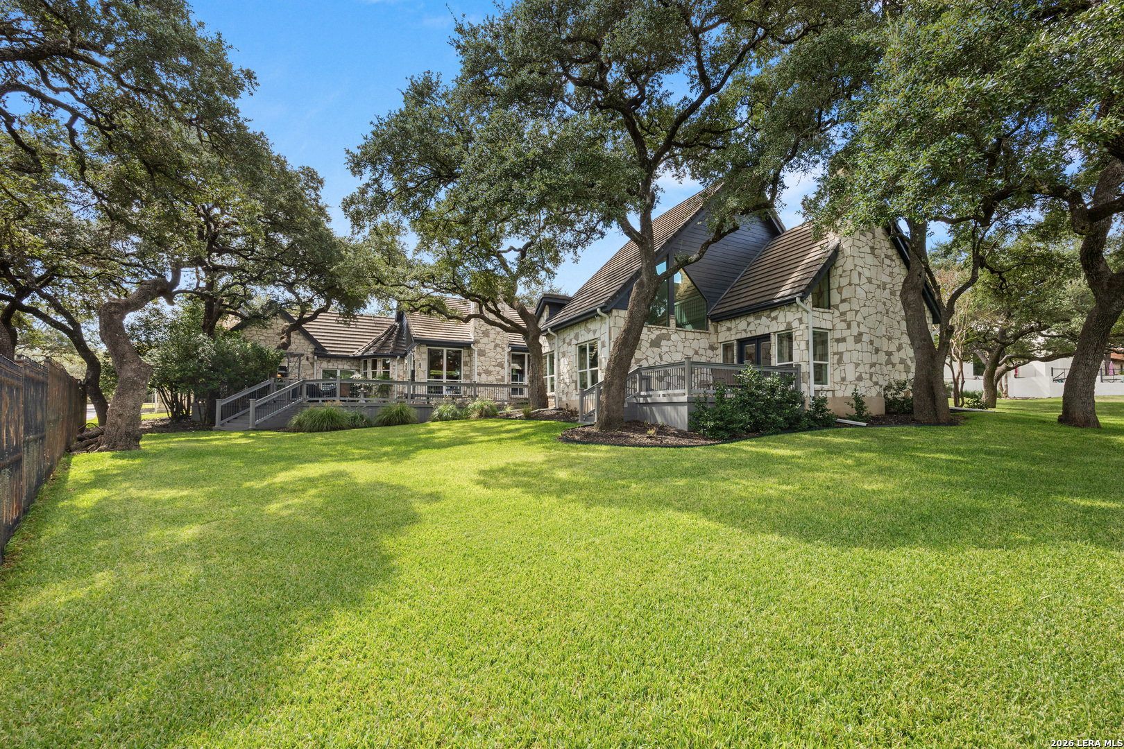 7587 Dietz Elkhorn Rd, Fair Oaks Ranch, TX 78015