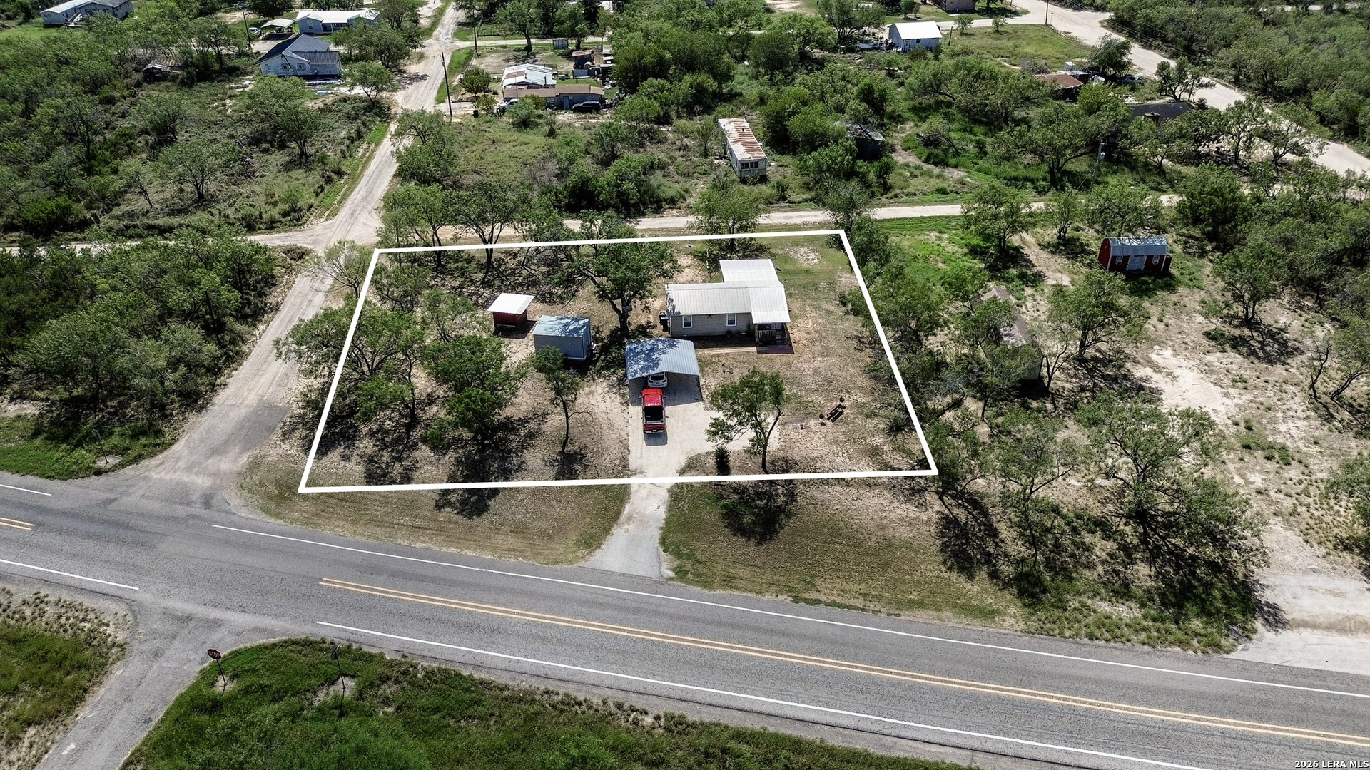 309 E Ave, Christine, TX 78012