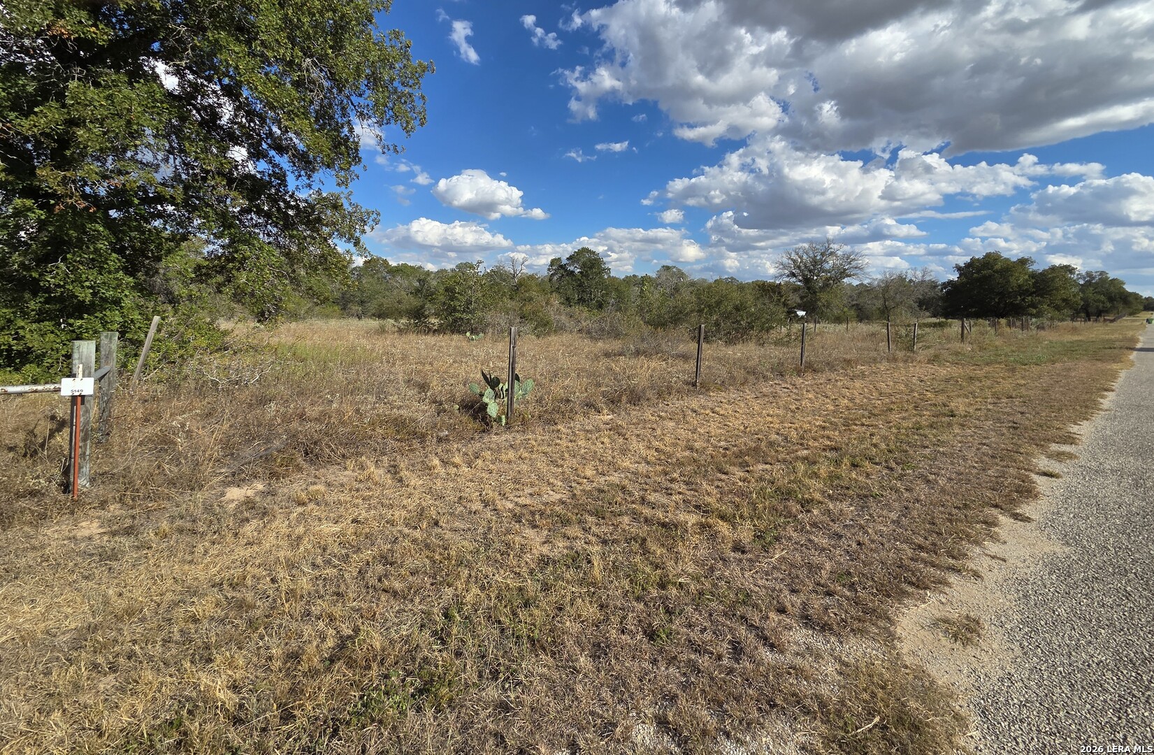 1830 CLEAR LAKE LOOP, Poteet, TX 78065