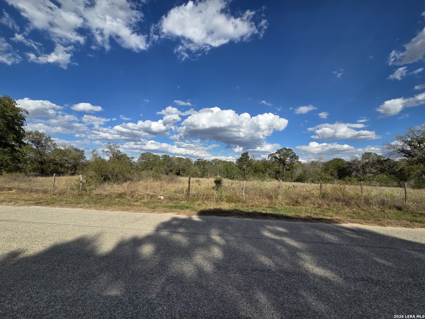 1830 CLEAR LAKE LOOP, Poteet, TX 78065