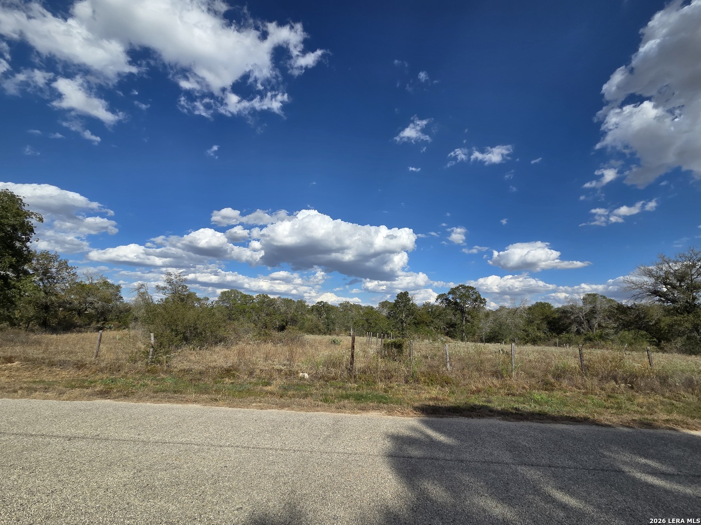 1830 CLEAR LAKE LOOP, Poteet, TX 78065