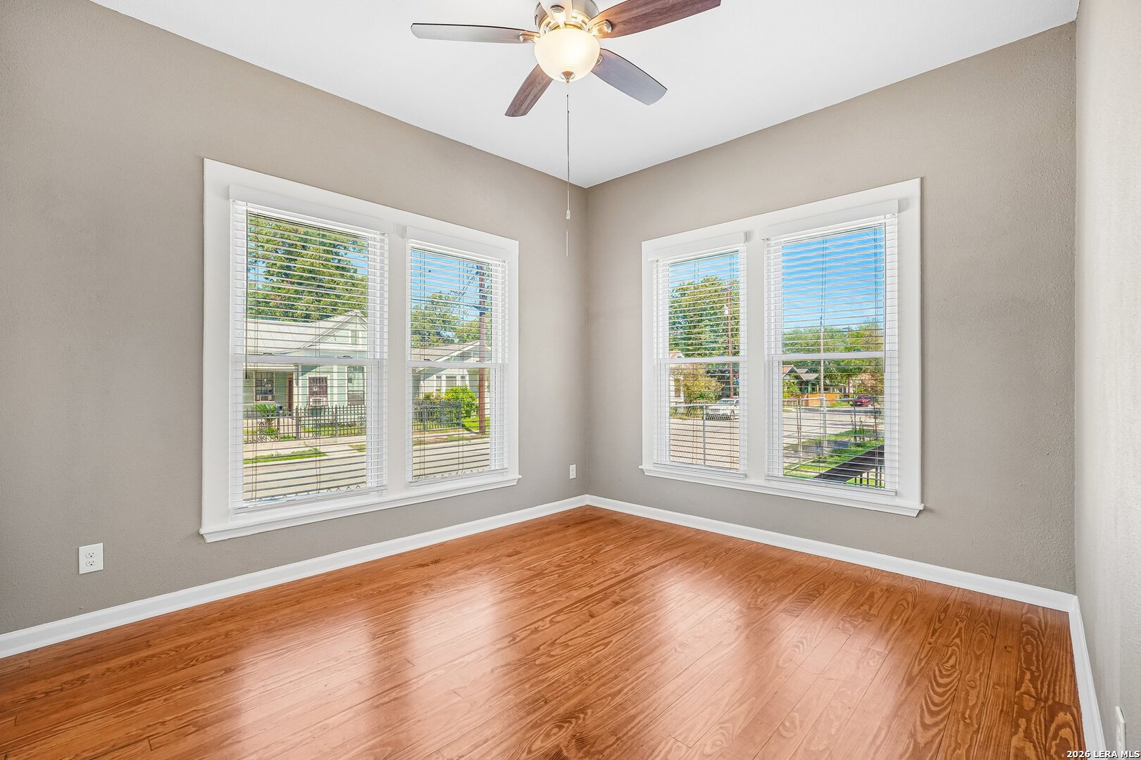732 N Palmetto, San Antonio, TX 78202