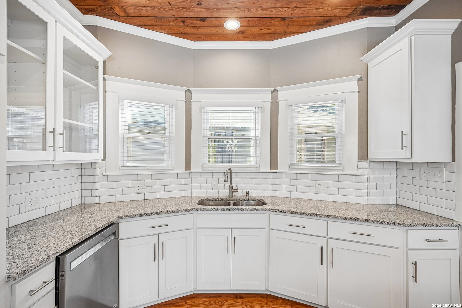 732 N Palmetto, San Antonio, TX 78202