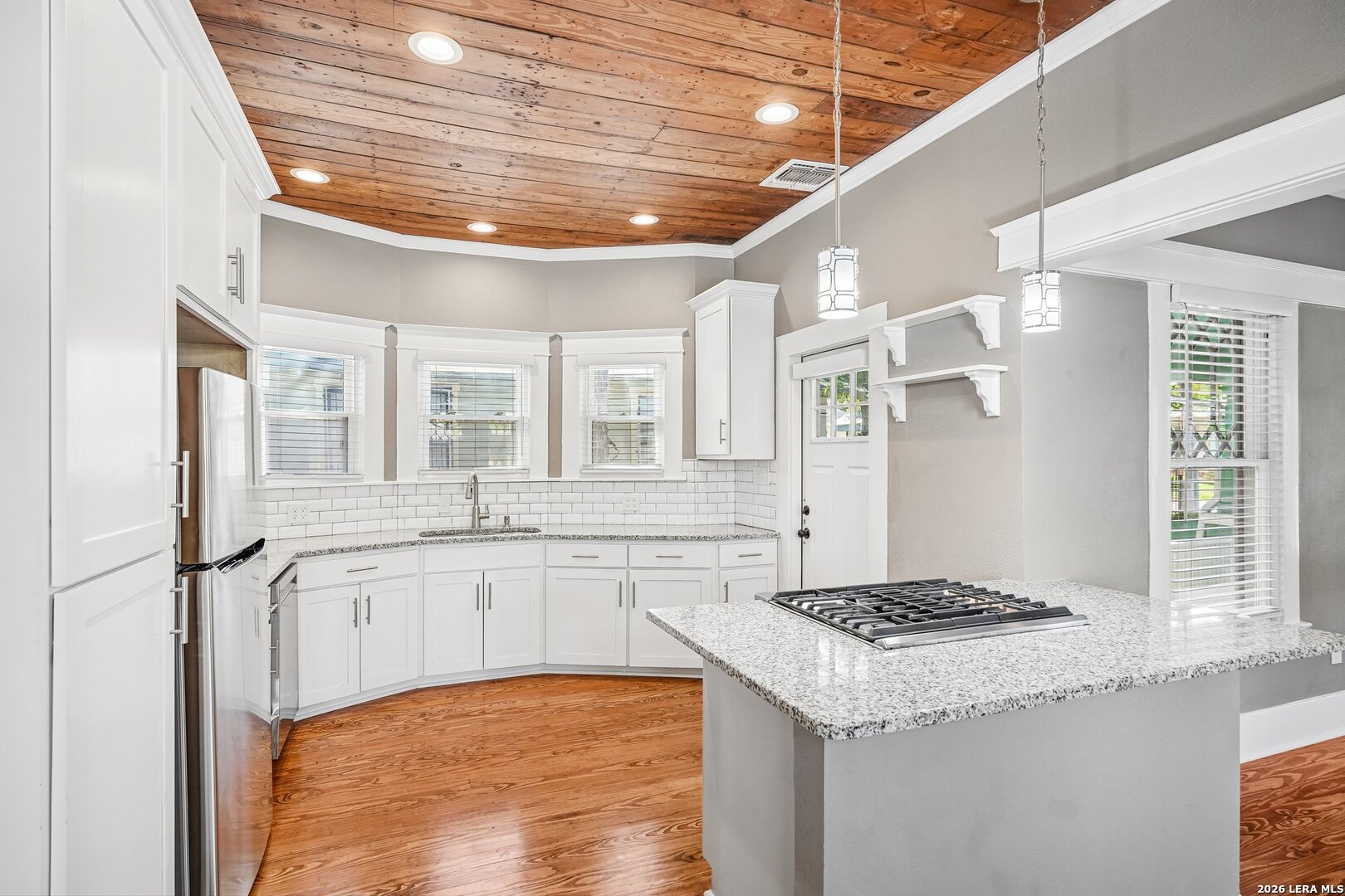 732 N Palmetto, San Antonio, TX 78202