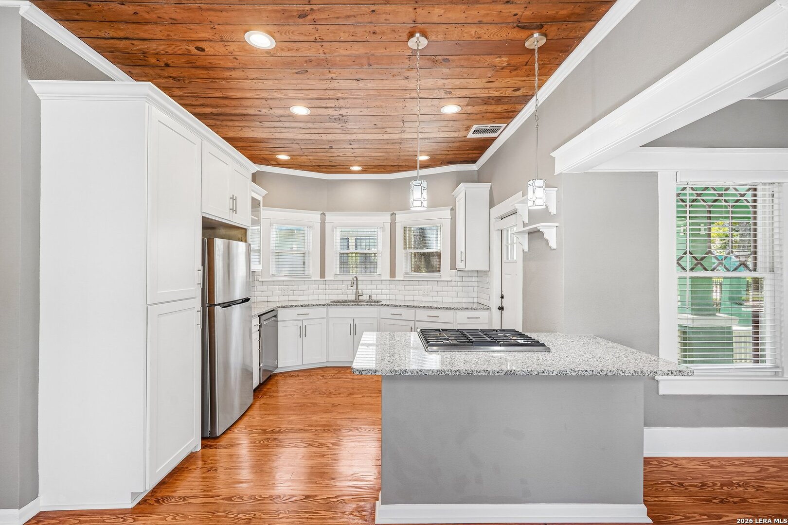 732 N Palmetto, San Antonio, TX 78202