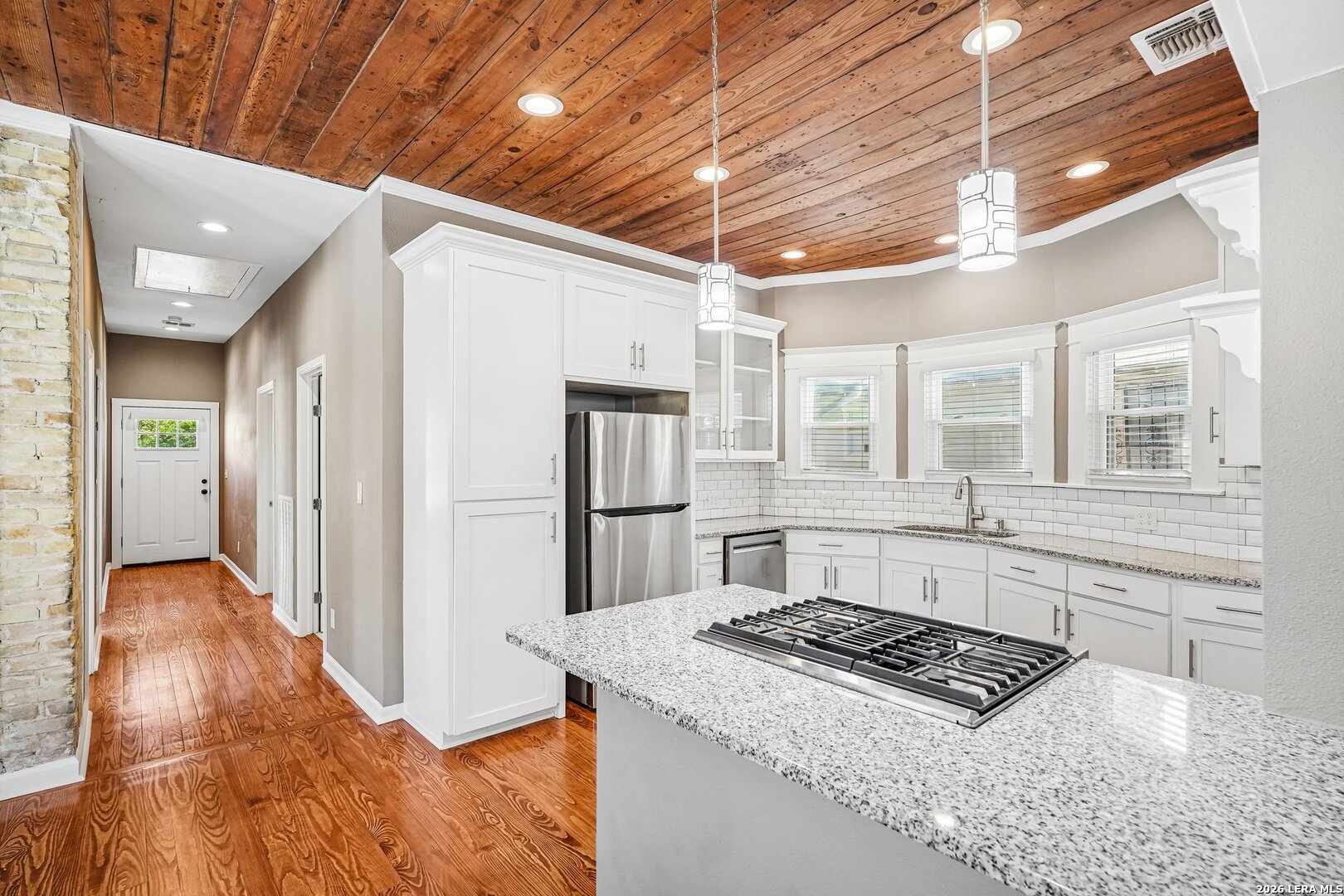 732 N Palmetto, San Antonio, TX 78202