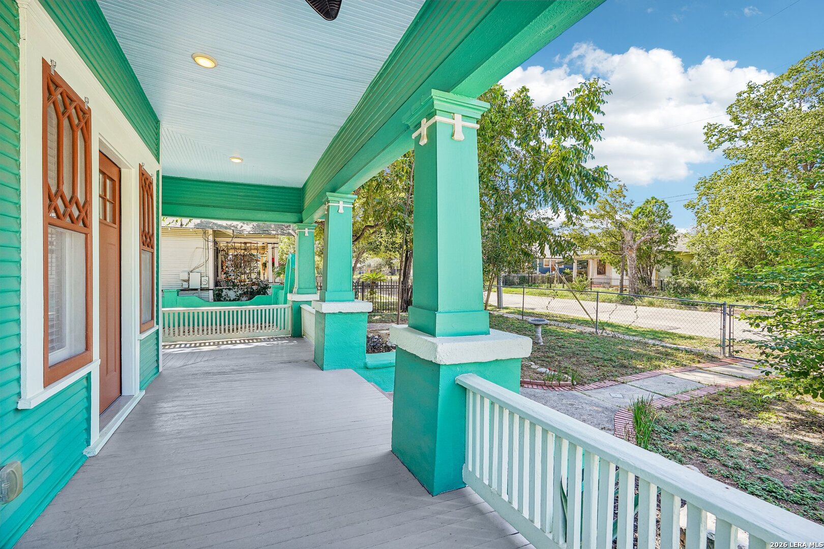 732 N Palmetto, San Antonio, TX 78202