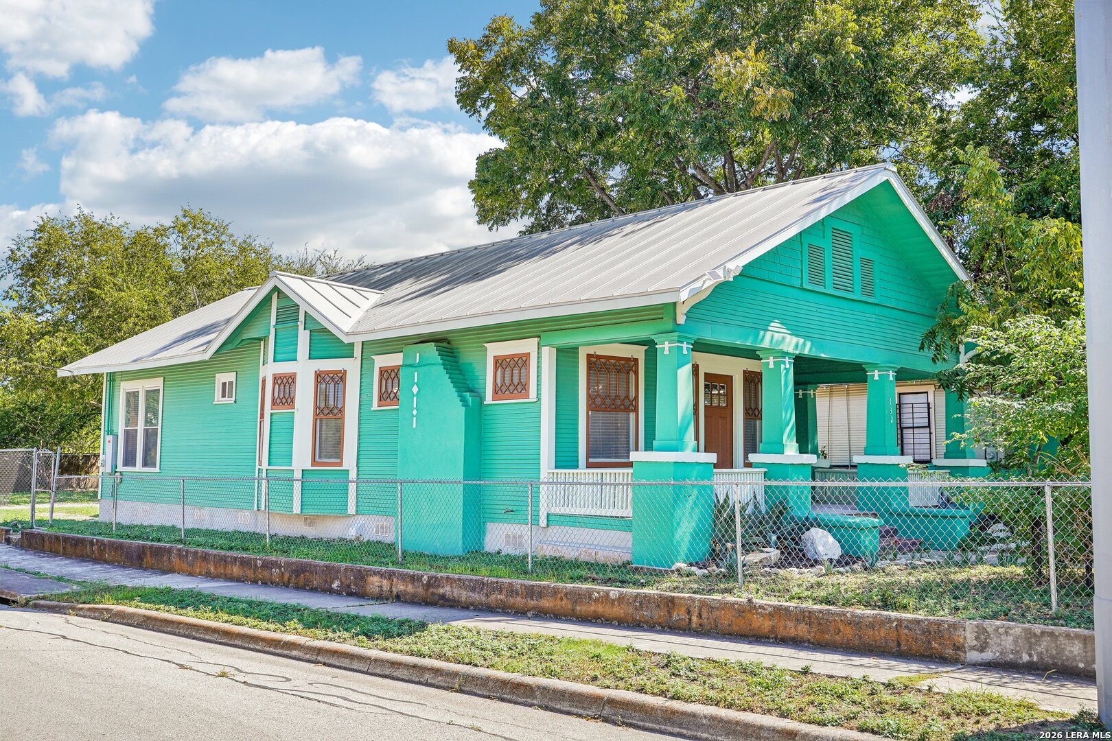 732 N Palmetto, San Antonio, TX 78202