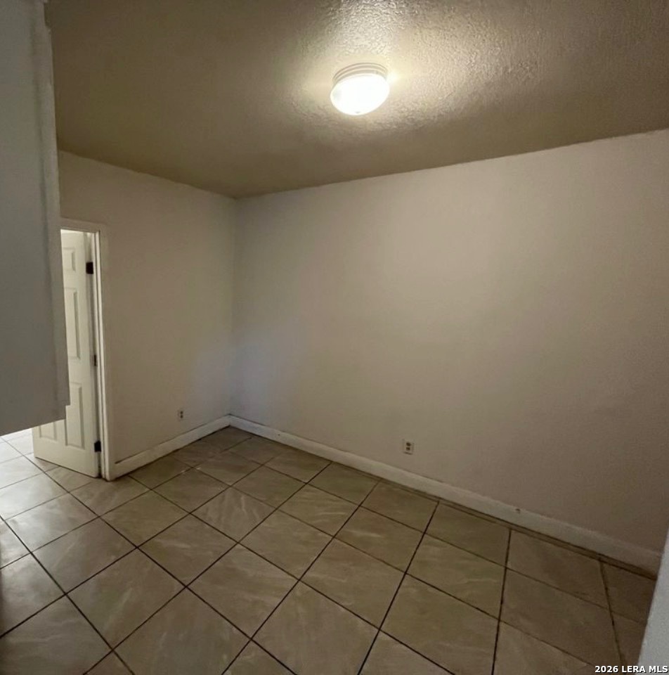 5346 WAR HORSE DR, San Antonio, TX 78242