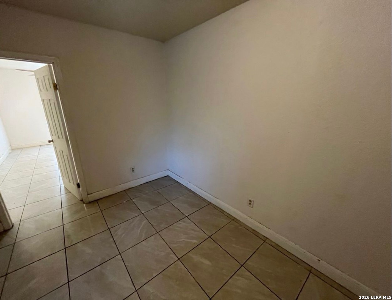 5346 WAR HORSE DR, San Antonio, TX 78242