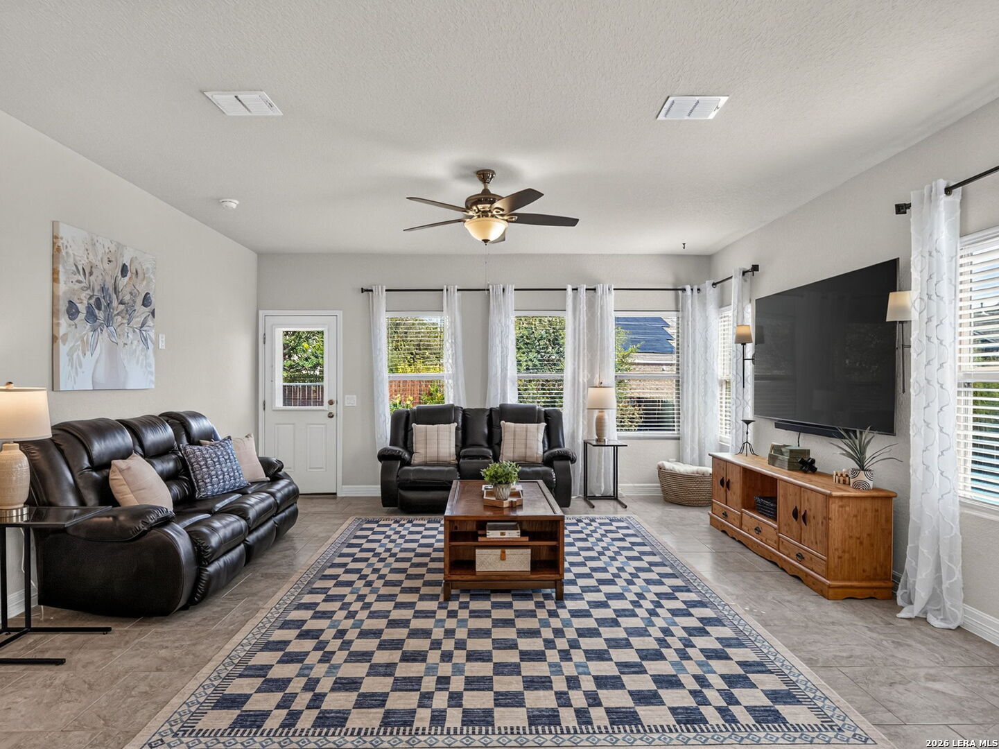 1st Living Area