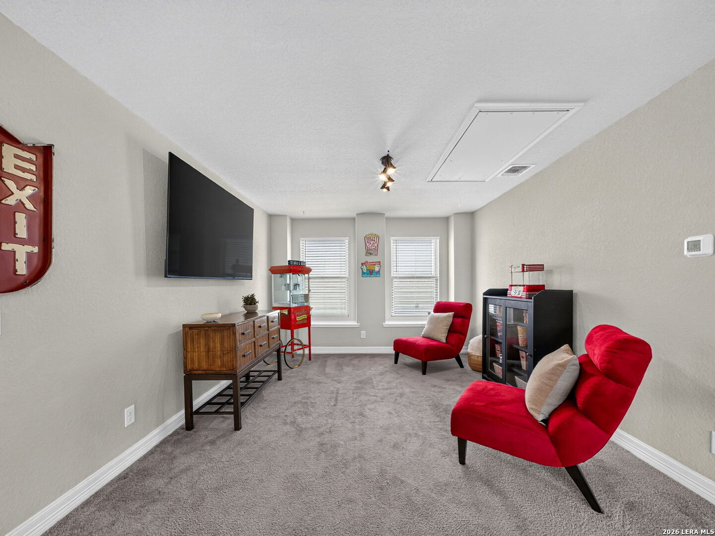 2nd Living Area