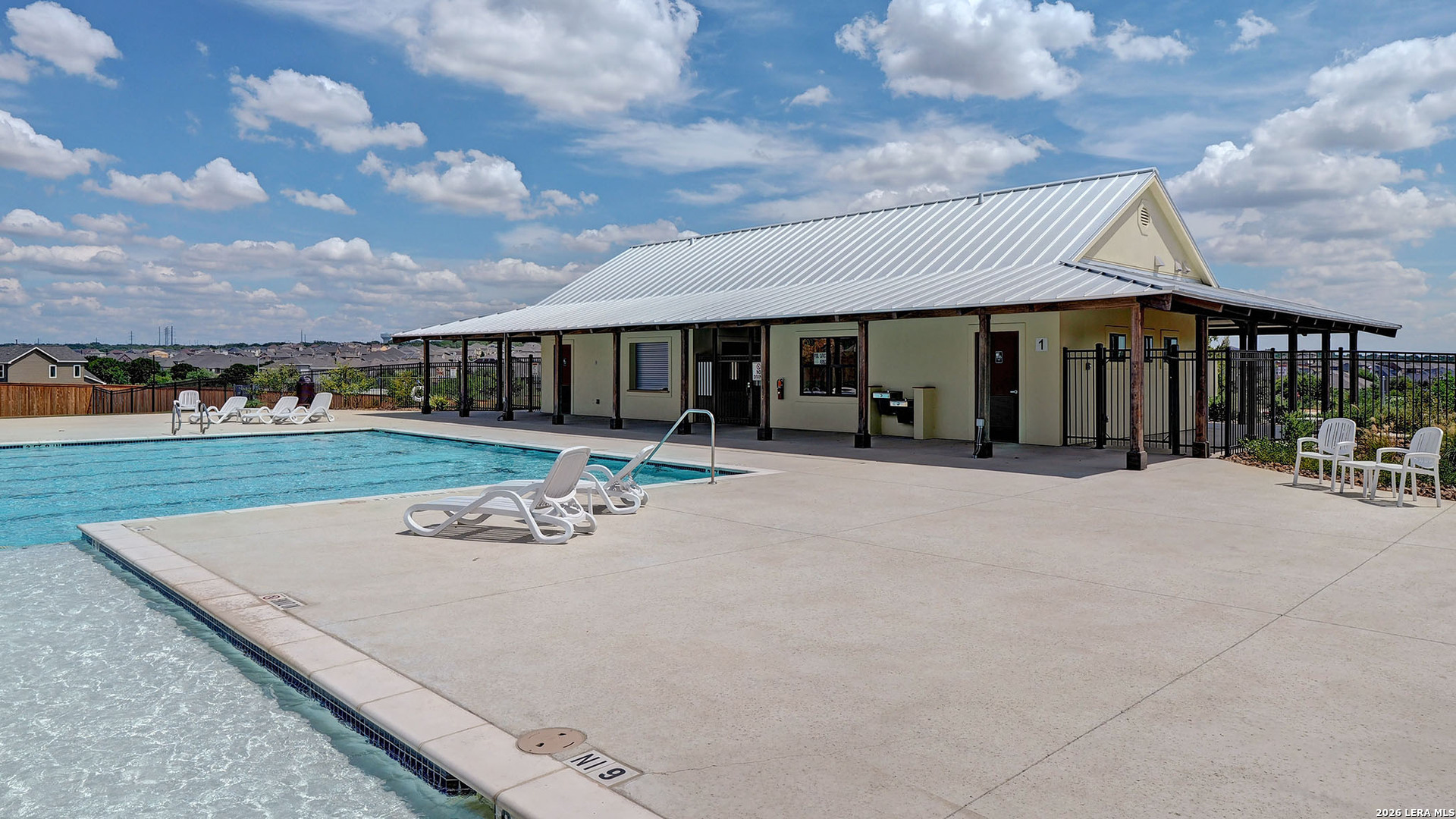 2714 VISTABLUE LN, San Antonio, TX 78245