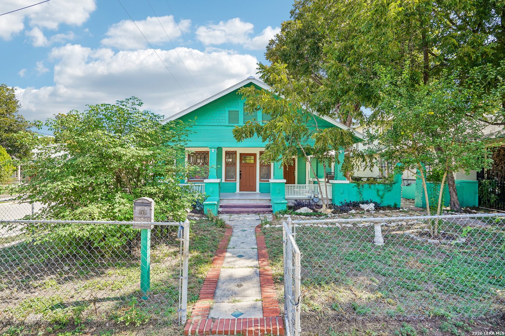 Property photo for 732 N Palmetto, San Antonio, TX