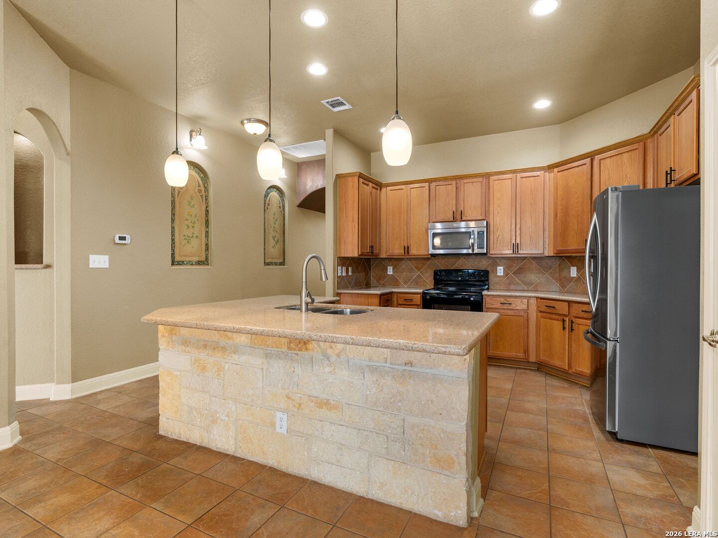 5714 Southern Oaks, San Antonio, TX 78261