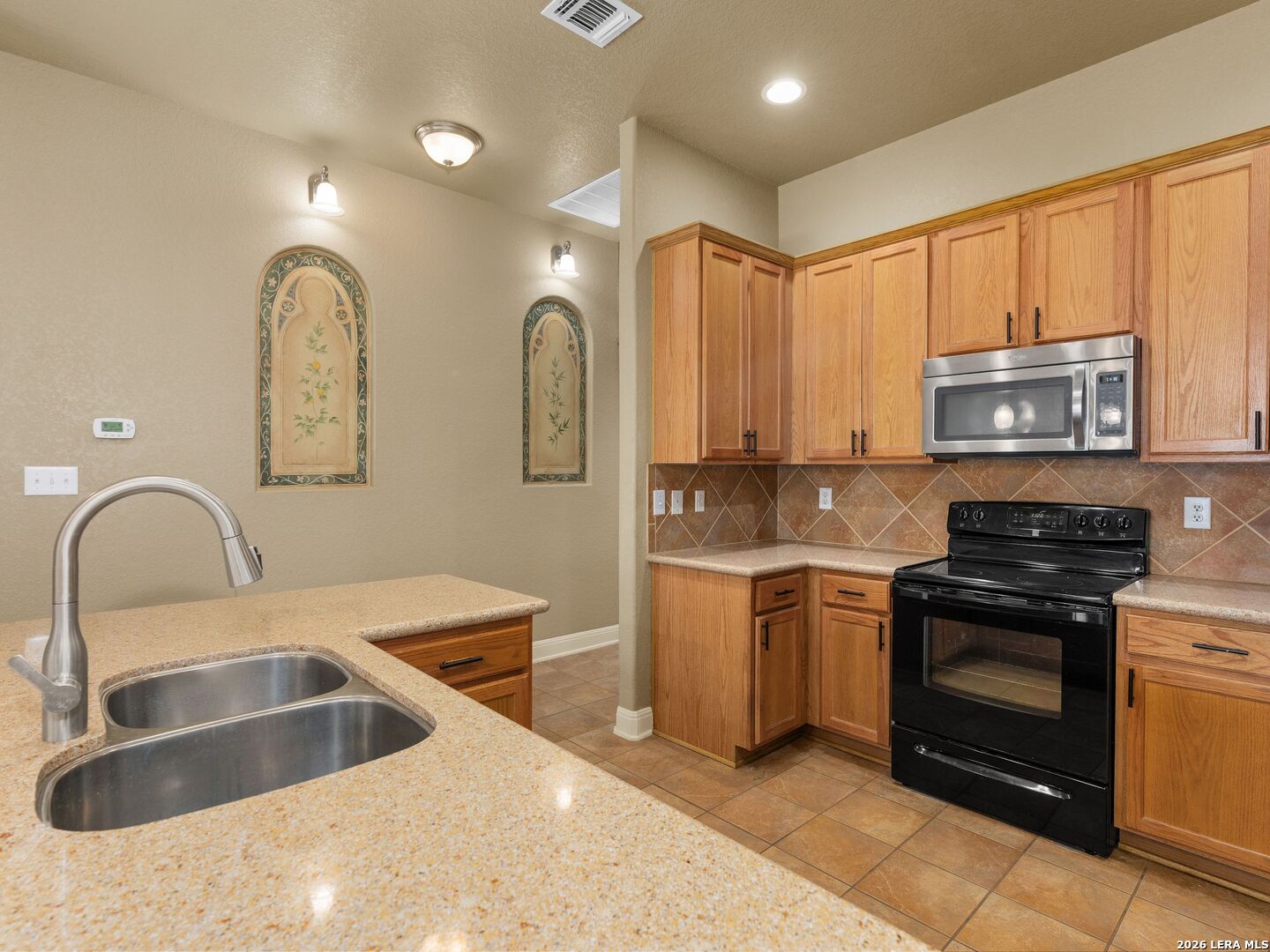 5714 Southern Oaks, San Antonio, TX 78261