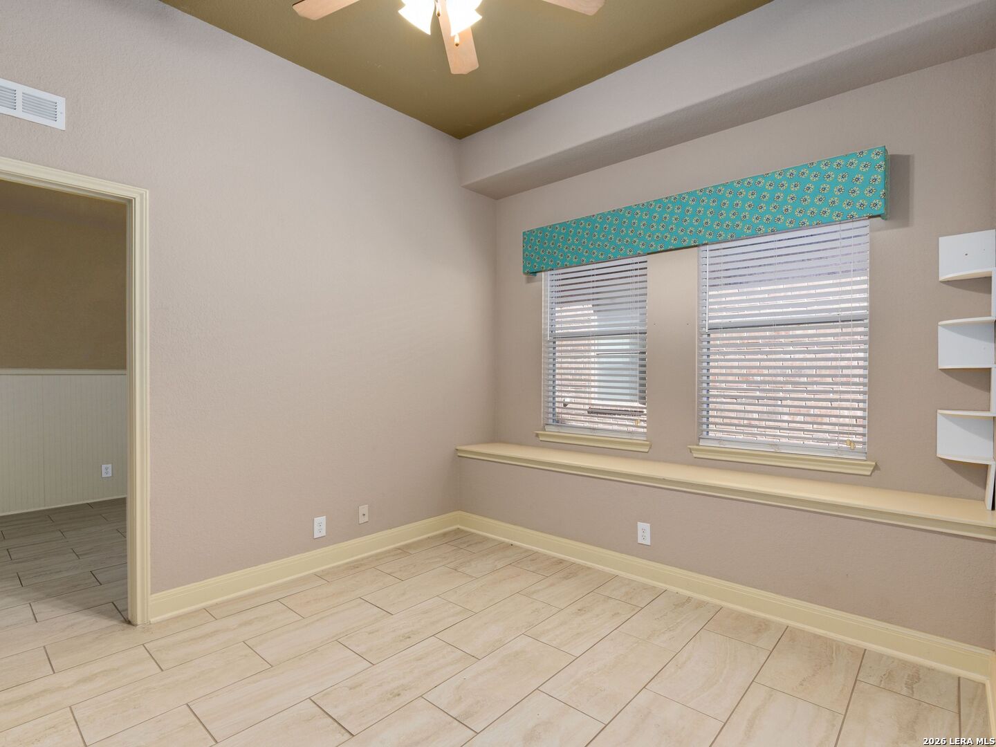 5714 Southern Oaks, San Antonio, TX 78261