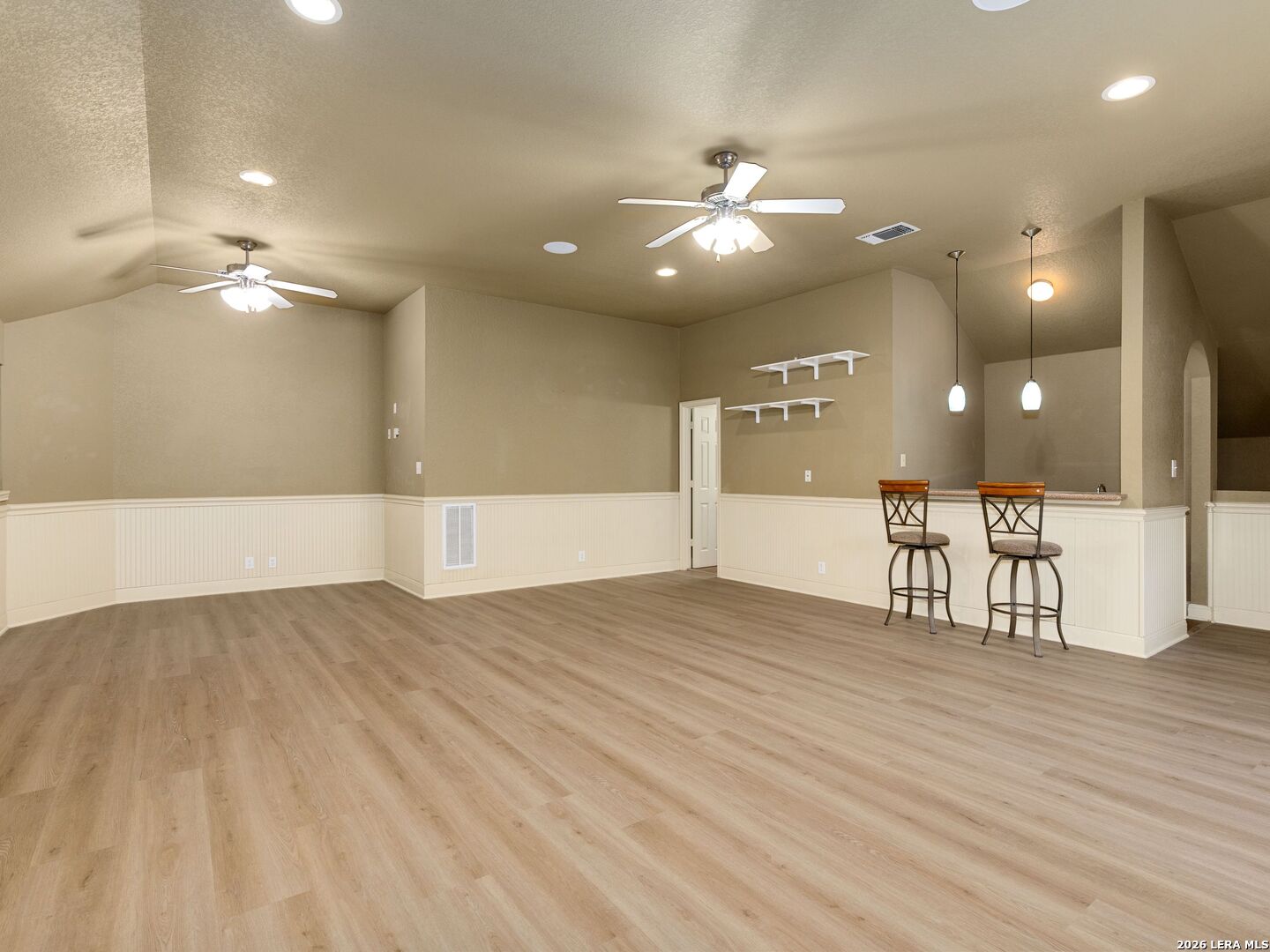 5714 Southern Oaks, San Antonio, TX 78261