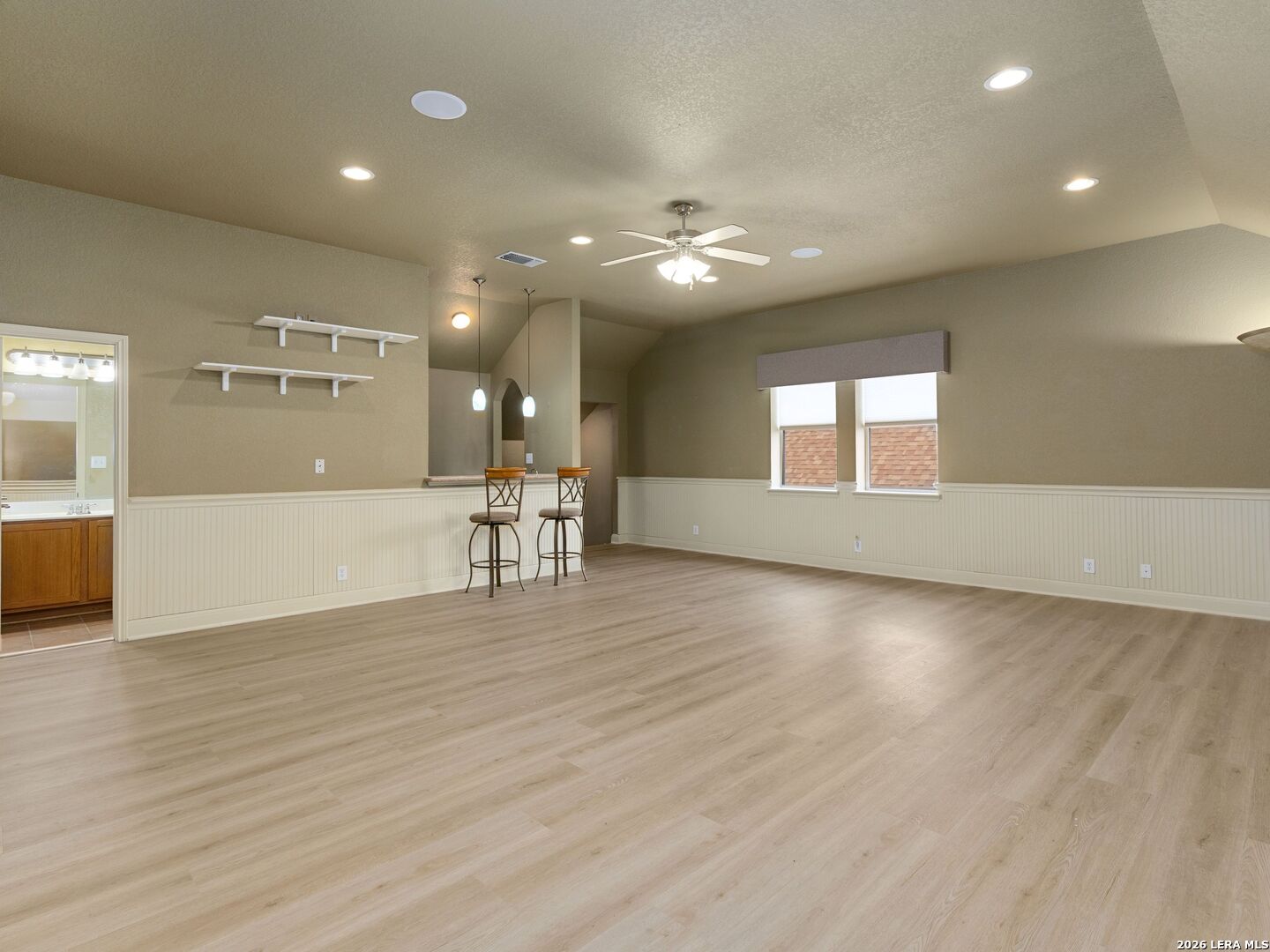 5714 Southern Oaks, San Antonio, TX 78261