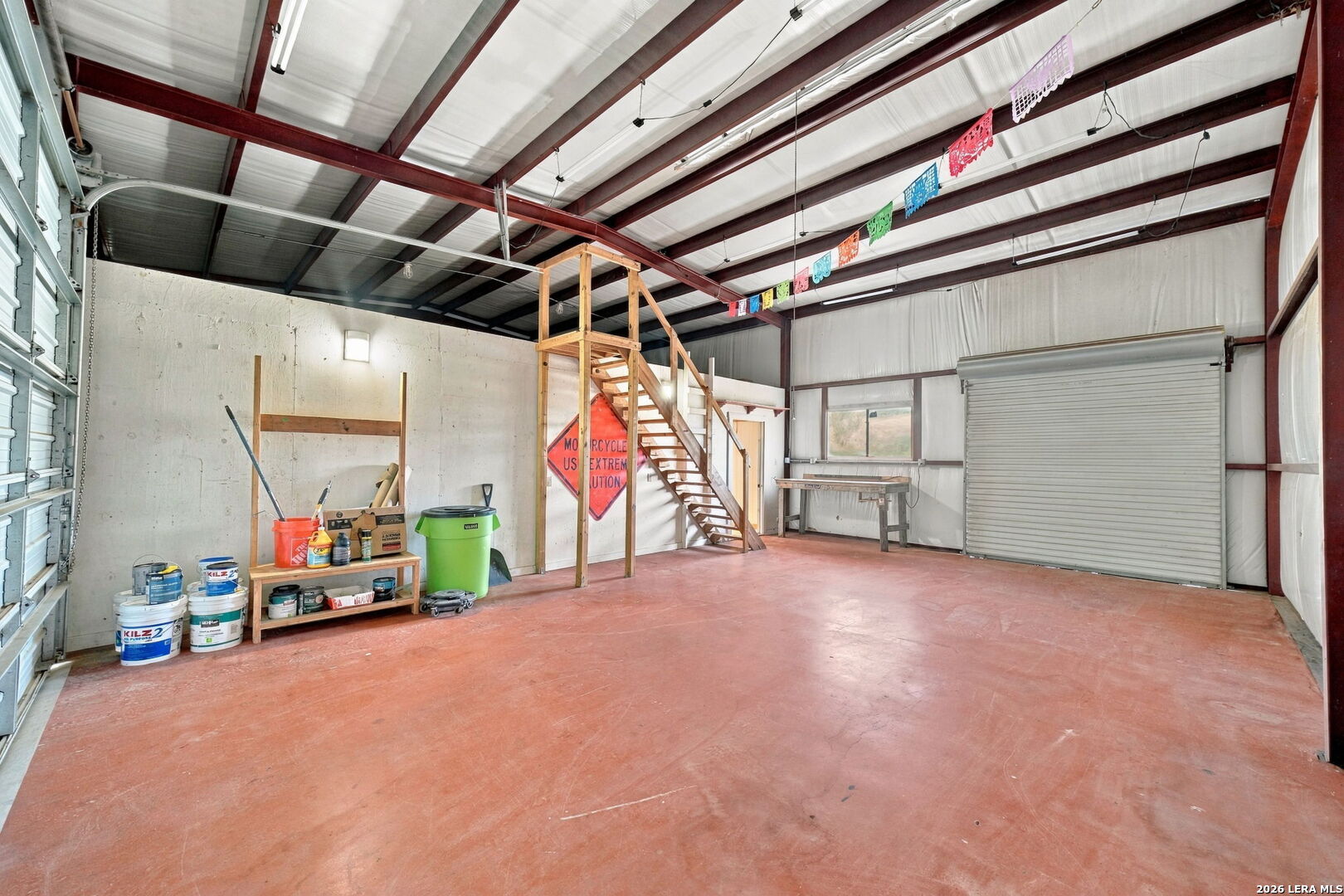 8486 S LOOP 1604 E, Elmendorf, TX 78112