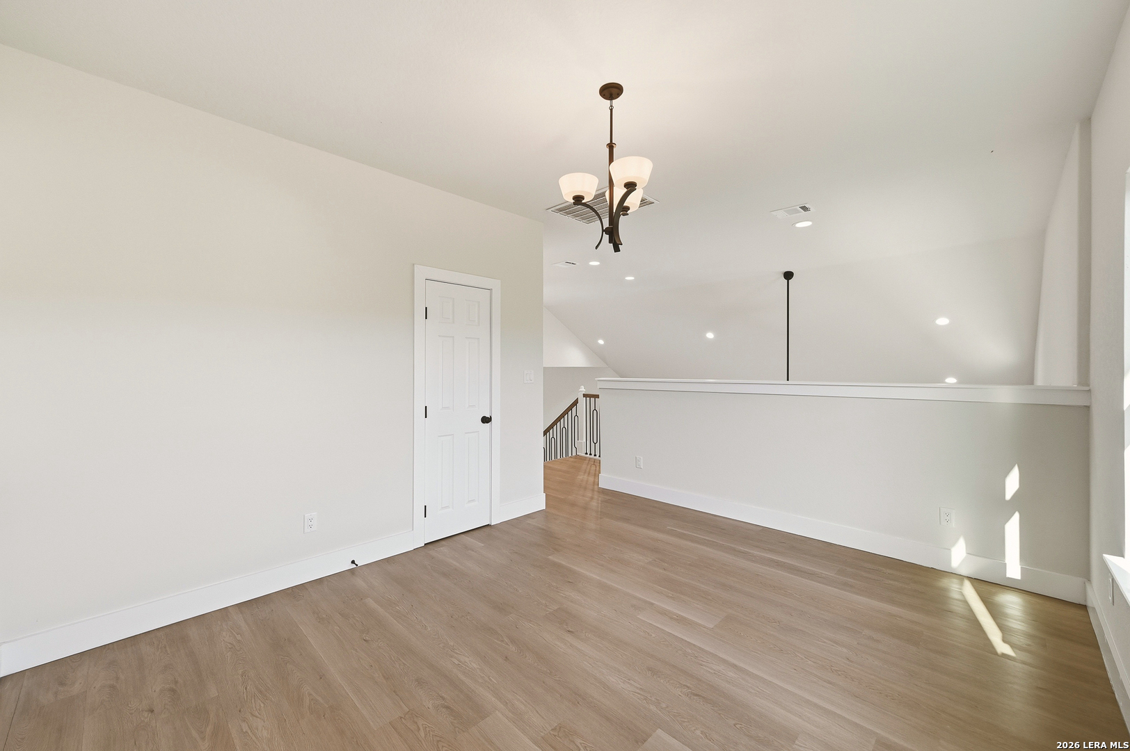 8228 UTOPIA BLVD, Selma, TX 78154