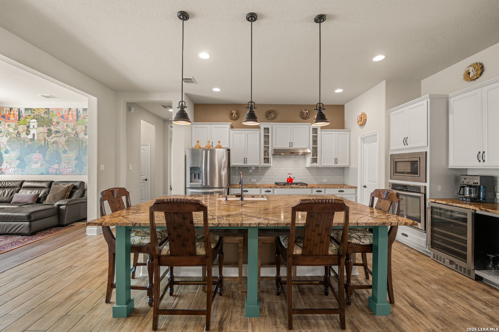 1810 LAWSON RDG, San Antonio, TX 78260