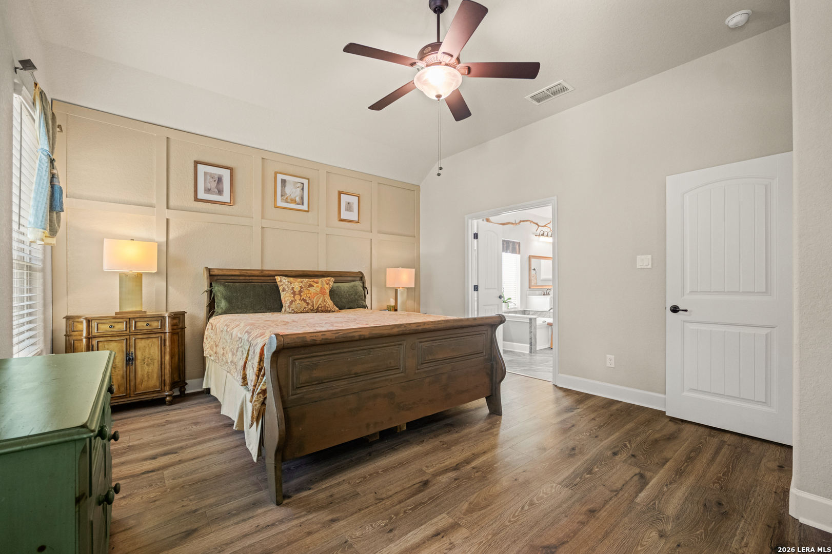1810 LAWSON RDG, San Antonio, TX 78260