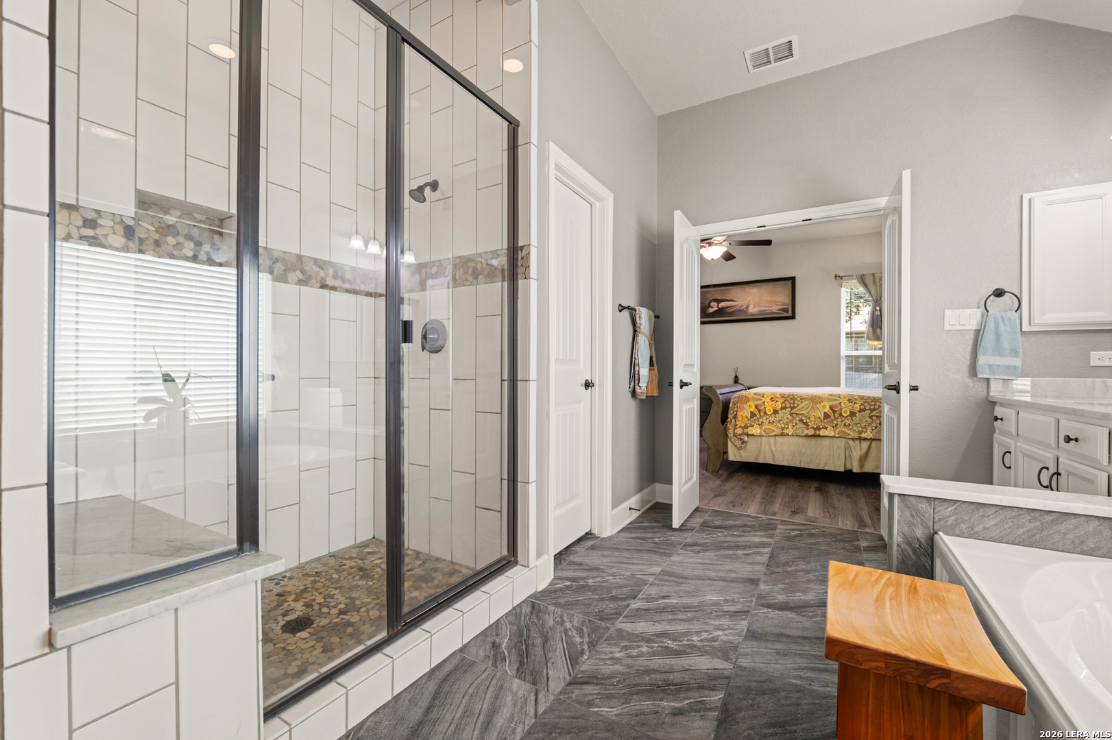 1810 LAWSON RDG, San Antonio, TX 78260