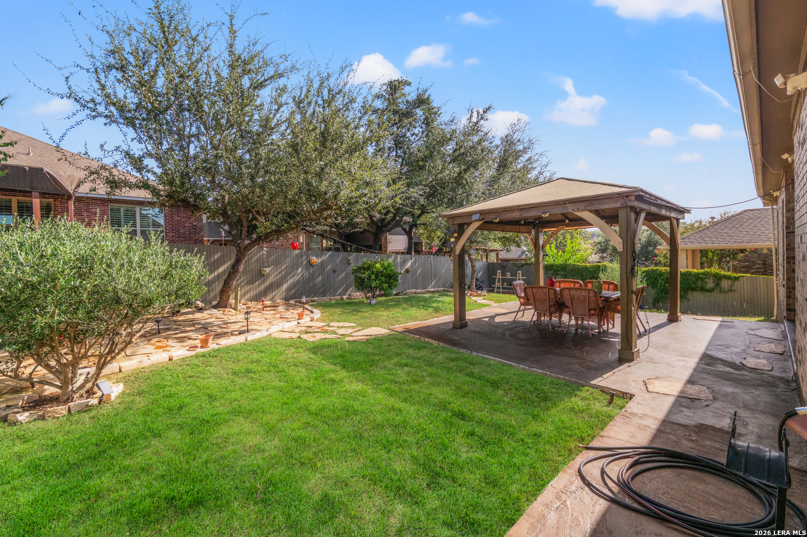 1810 LAWSON RDG, San Antonio, TX 78260