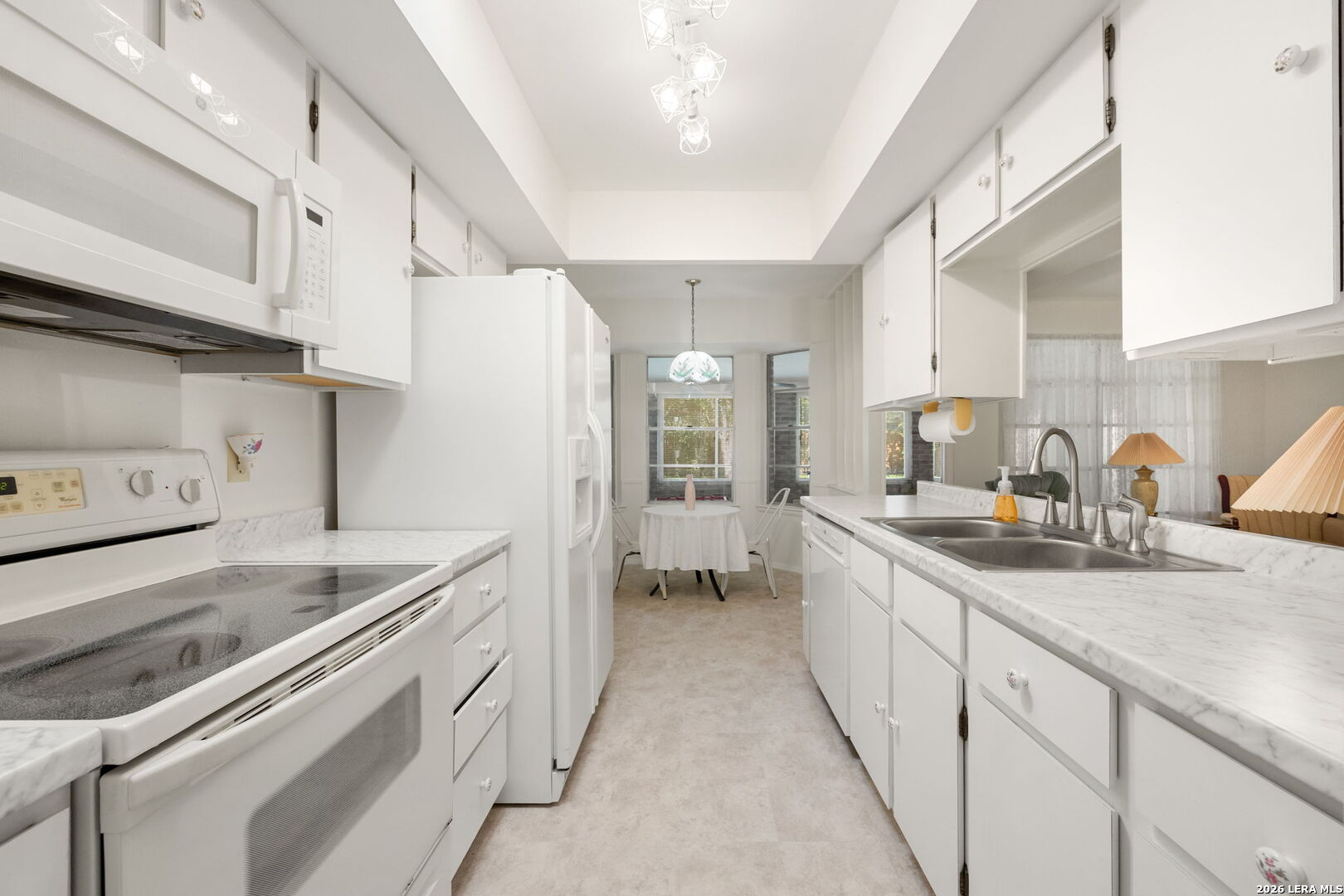 5247 Round Table, San Antonio, TX 78218