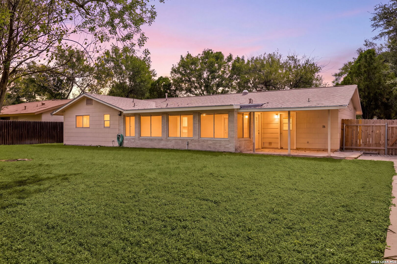5247 Round Table, San Antonio, TX 78218