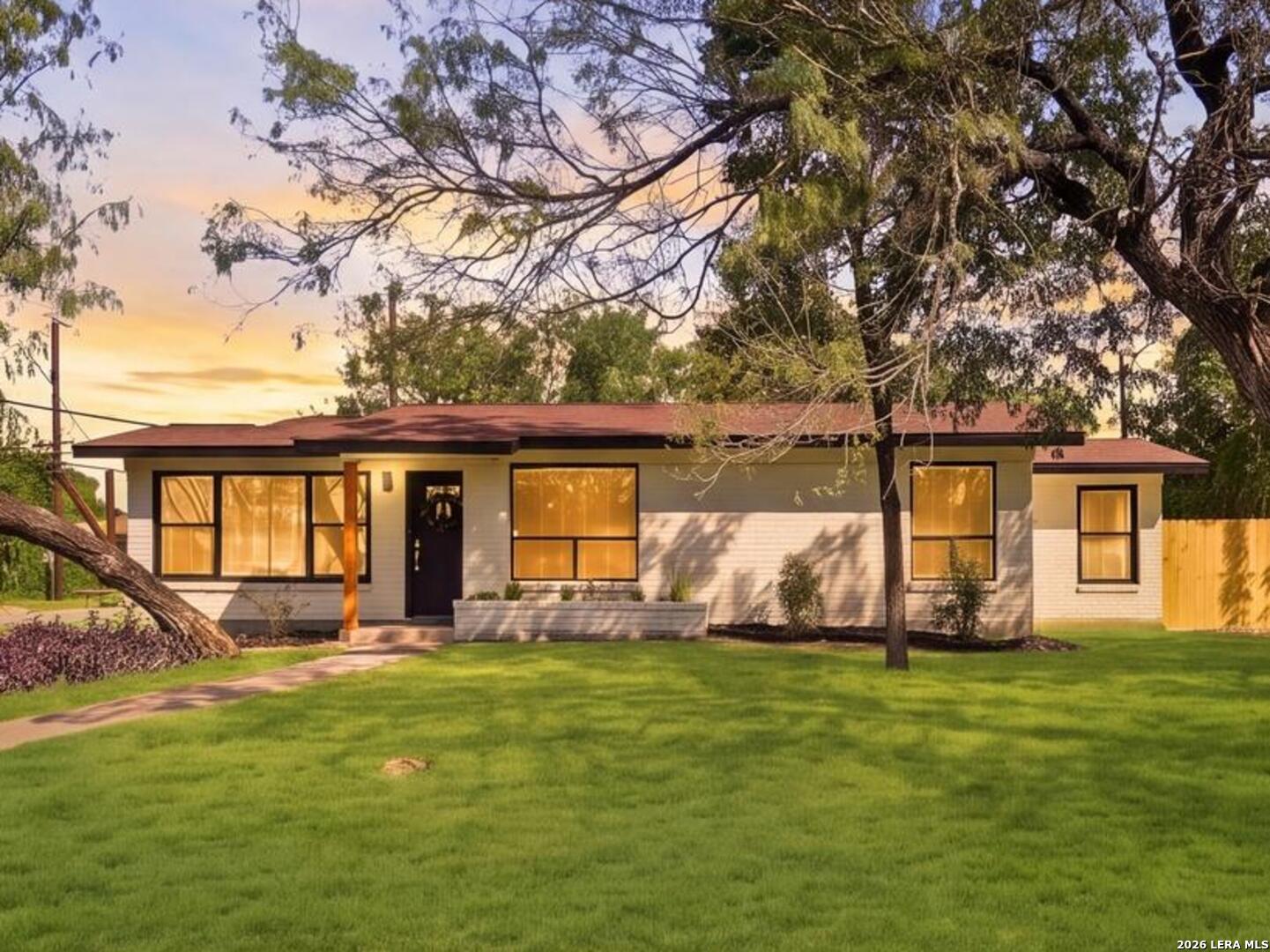 Property photo for 307 Barbara Dr, San Antonio, TX