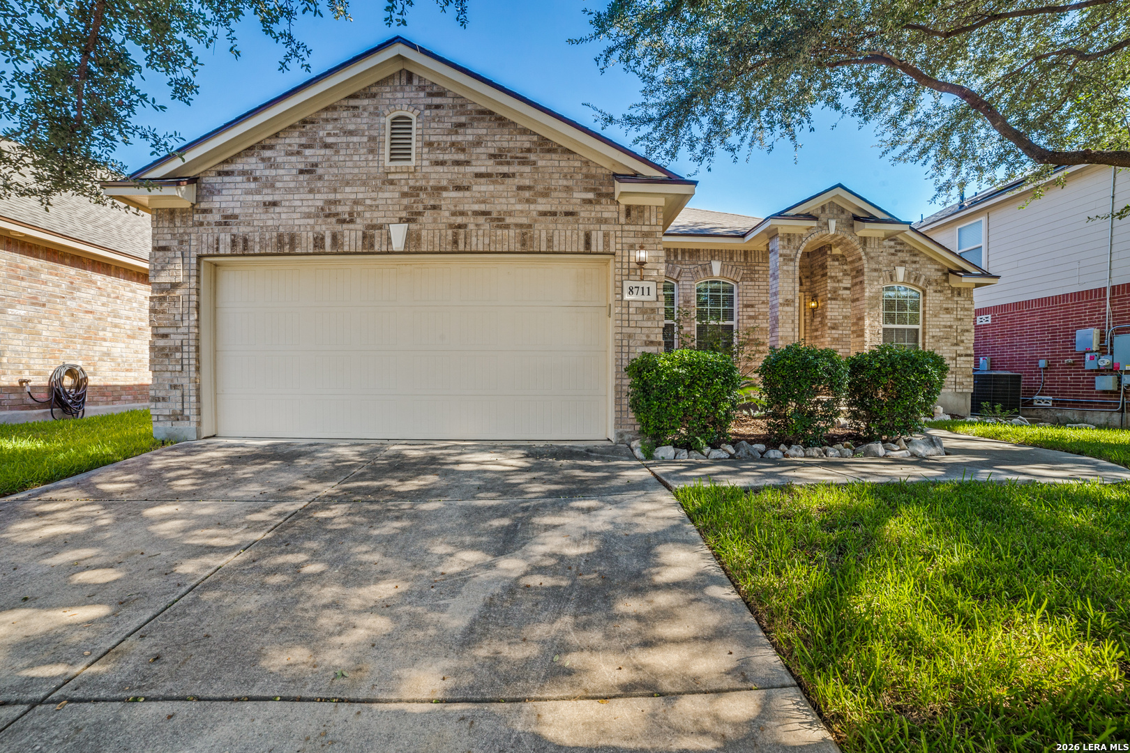 8711 W BROCKEN FRST, Helotes, TX 78023