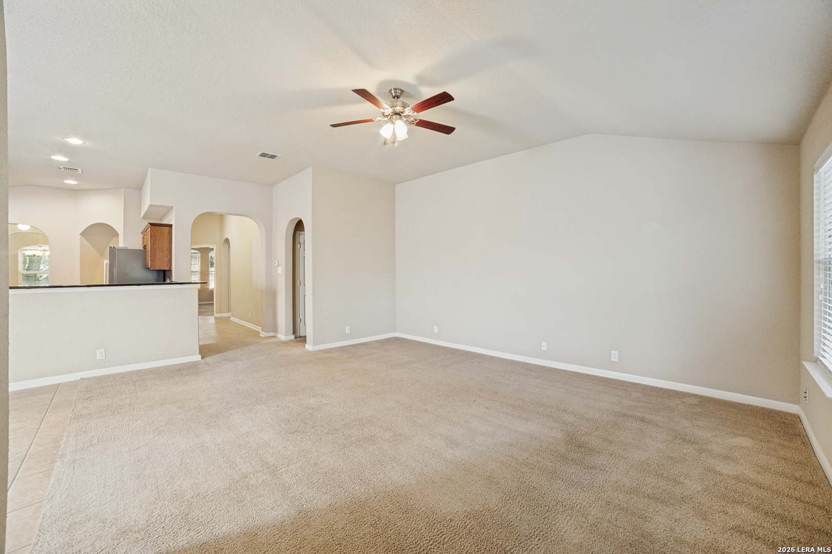 8711 W BROCKEN FRST, Helotes, TX 78023