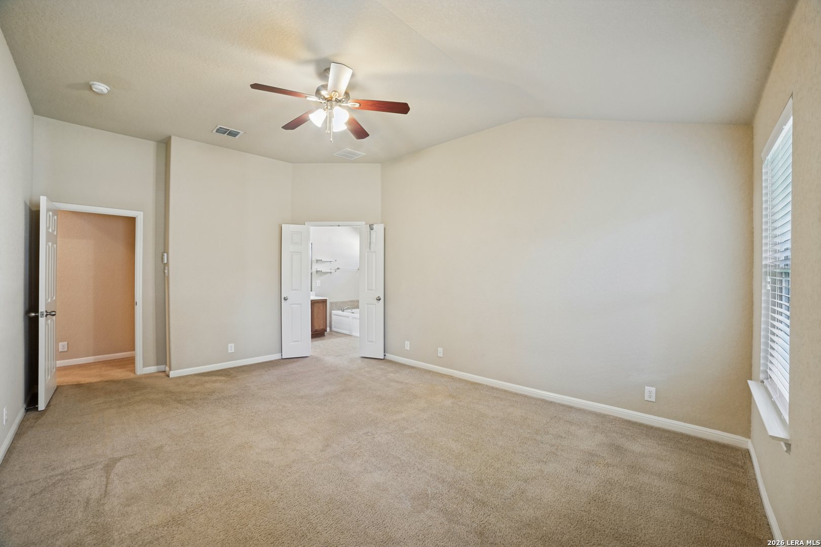 8711 W BROCKEN FRST, Helotes, TX 78023