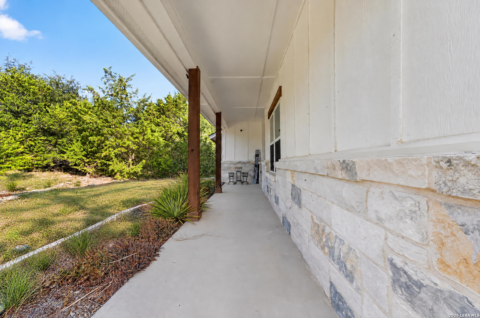 1091 Ewing Ct, Canyon Lake, TX 78133