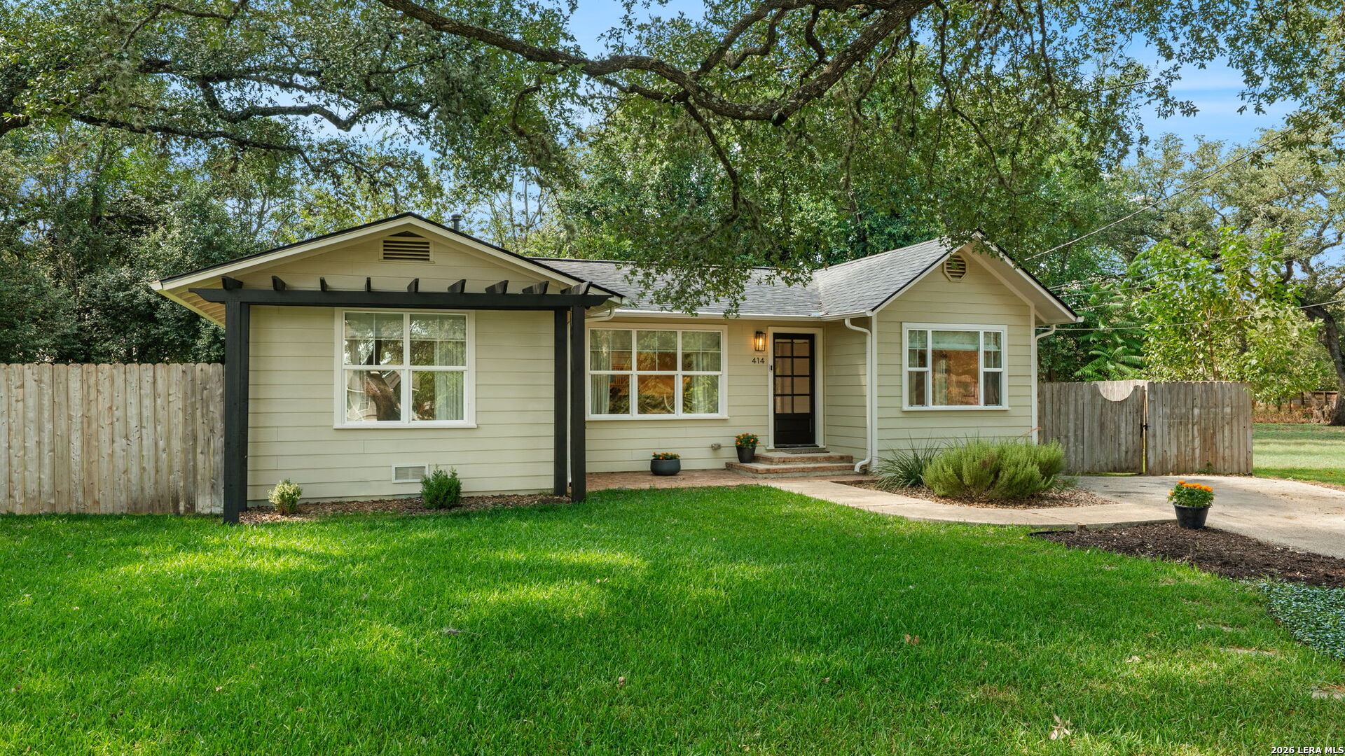 414 Frey St, Boerne, TX 78006