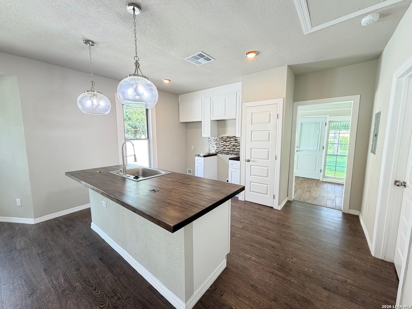 5218 Sierra, San Antonio, TX 78214