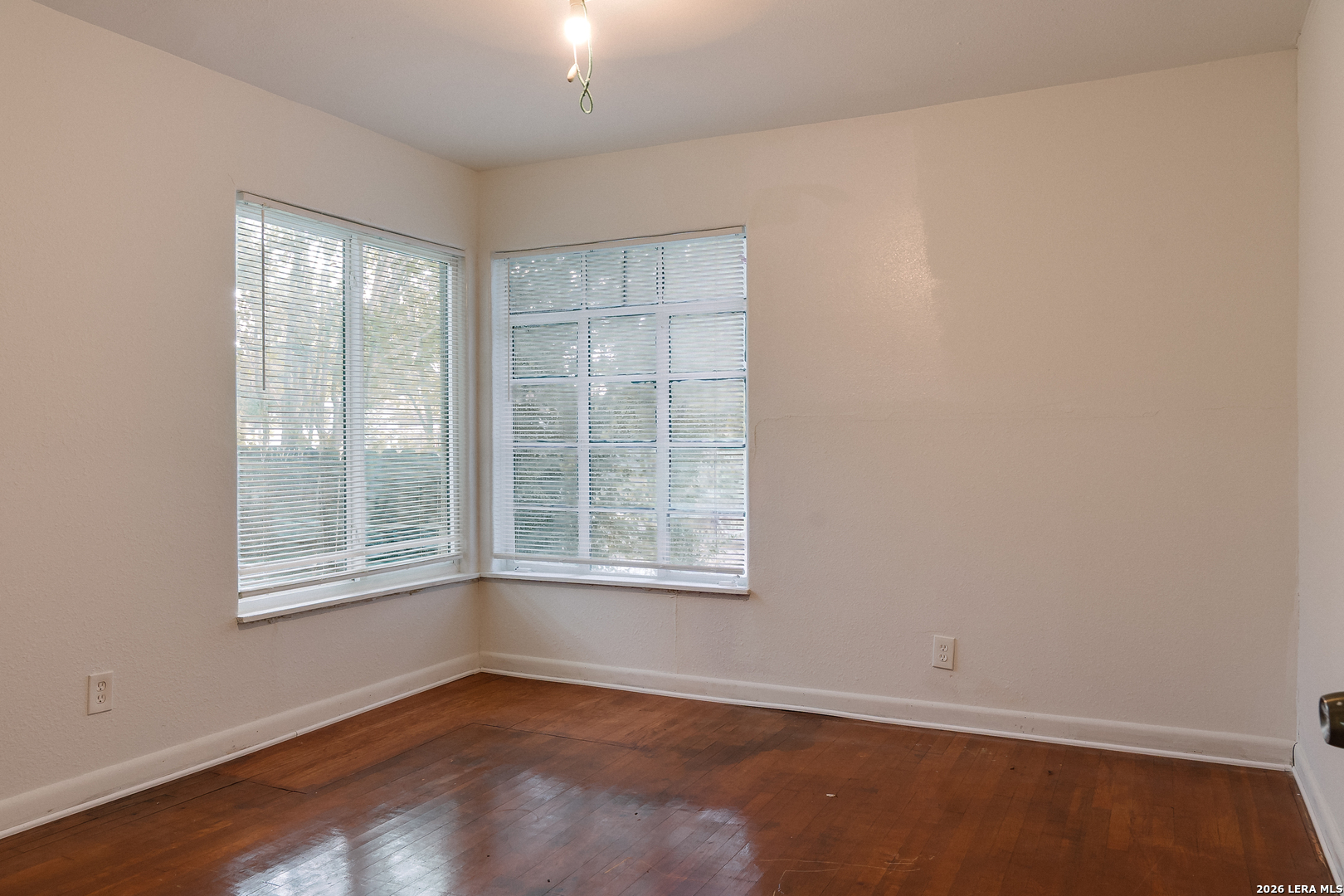 201 Archimedes, San Antonio, TX 78223