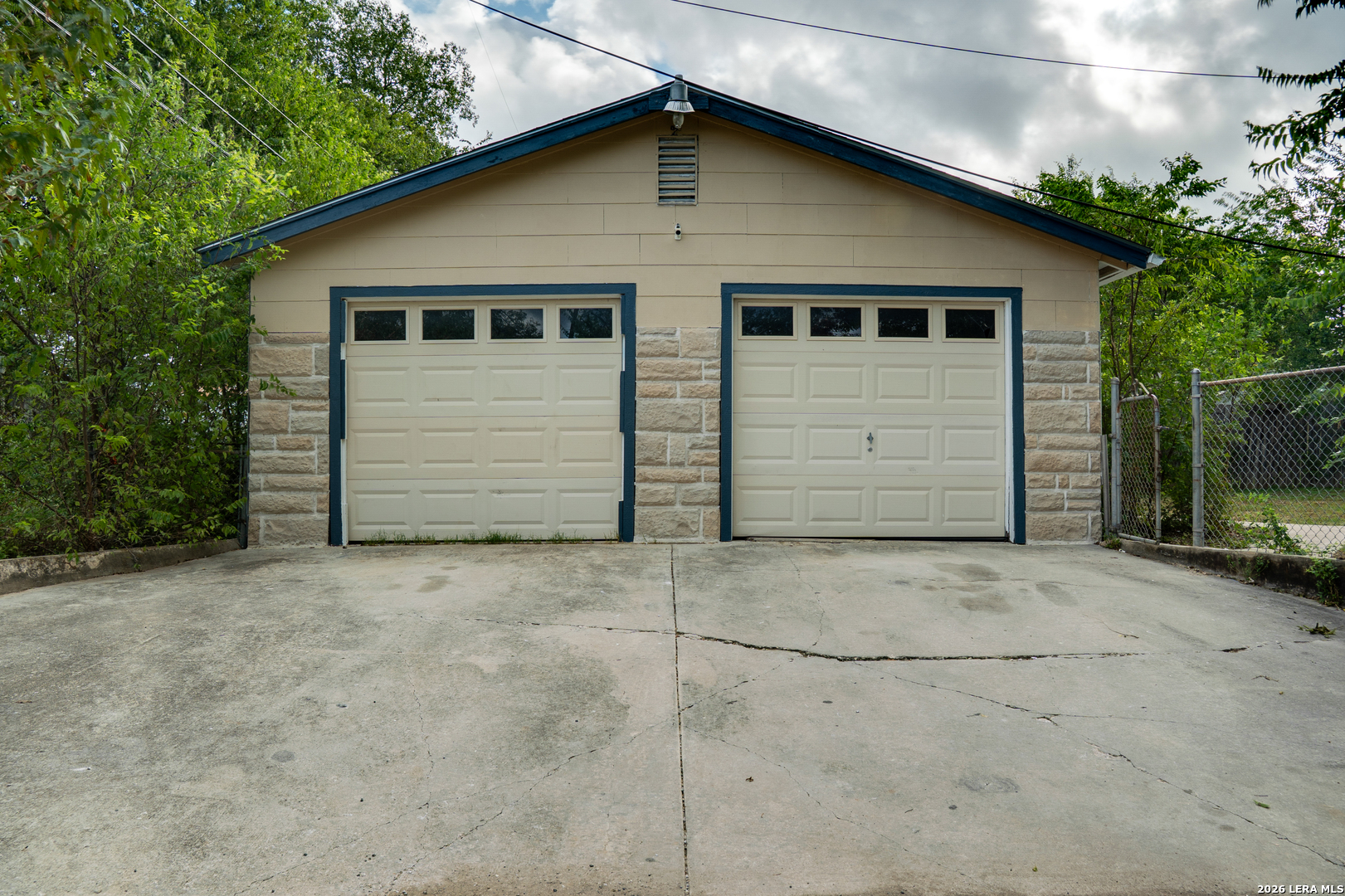 201 Archimedes, San Antonio, TX 78223