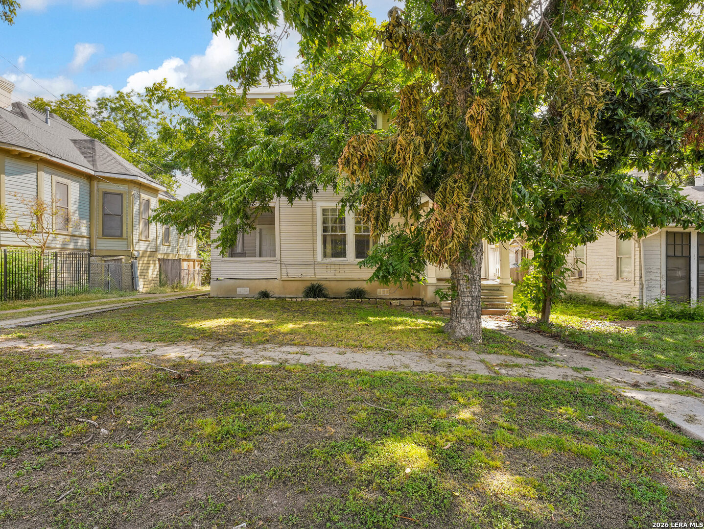 422 W Mistletoe, San Antonio, TX 78212