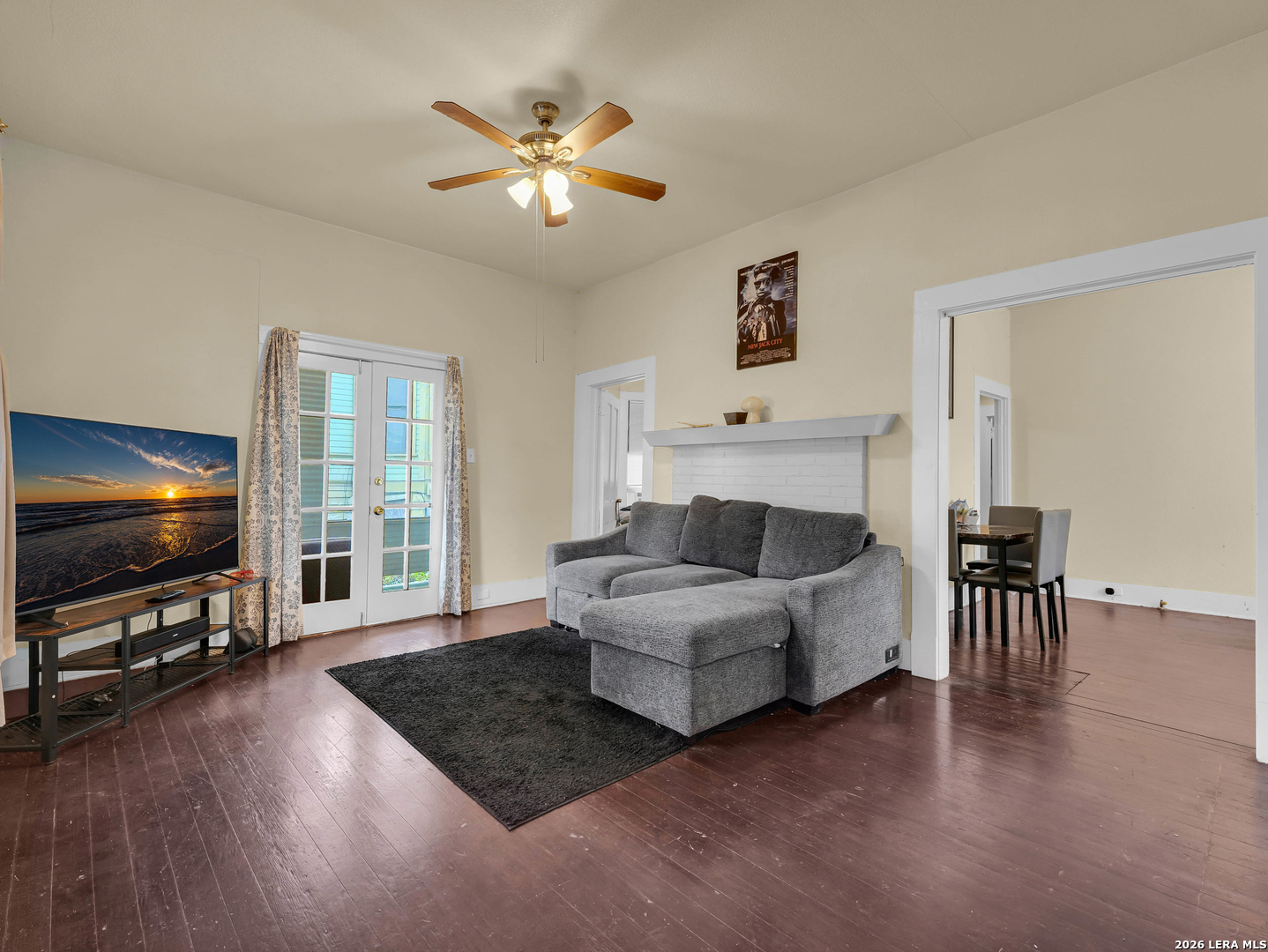 422 W Mistletoe, San Antonio, TX 78212