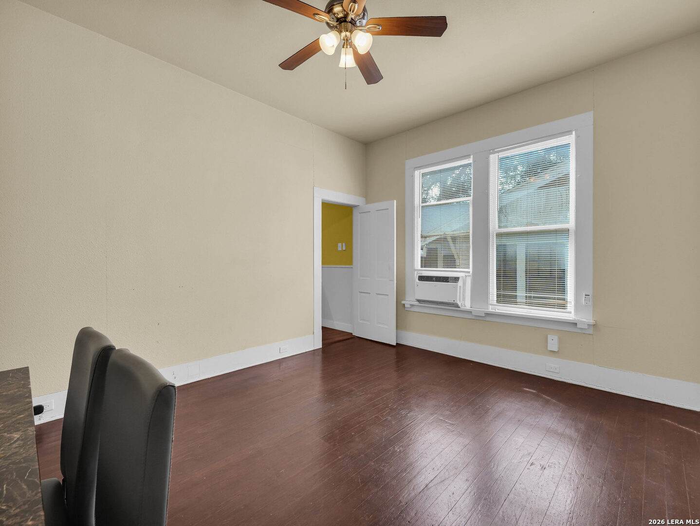 422 W Mistletoe, San Antonio, TX 78212