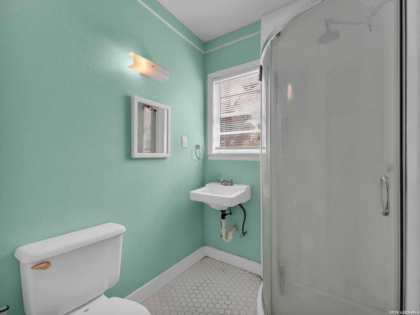 422 W Mistletoe, San Antonio, TX 78212