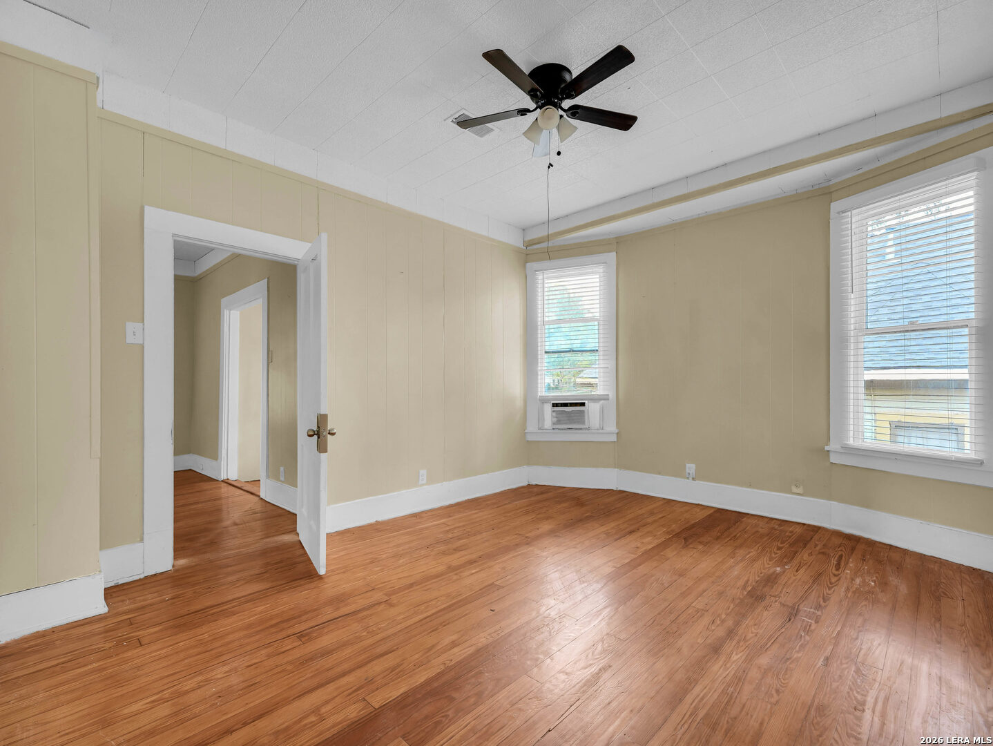 422 W Mistletoe, San Antonio, TX 78212