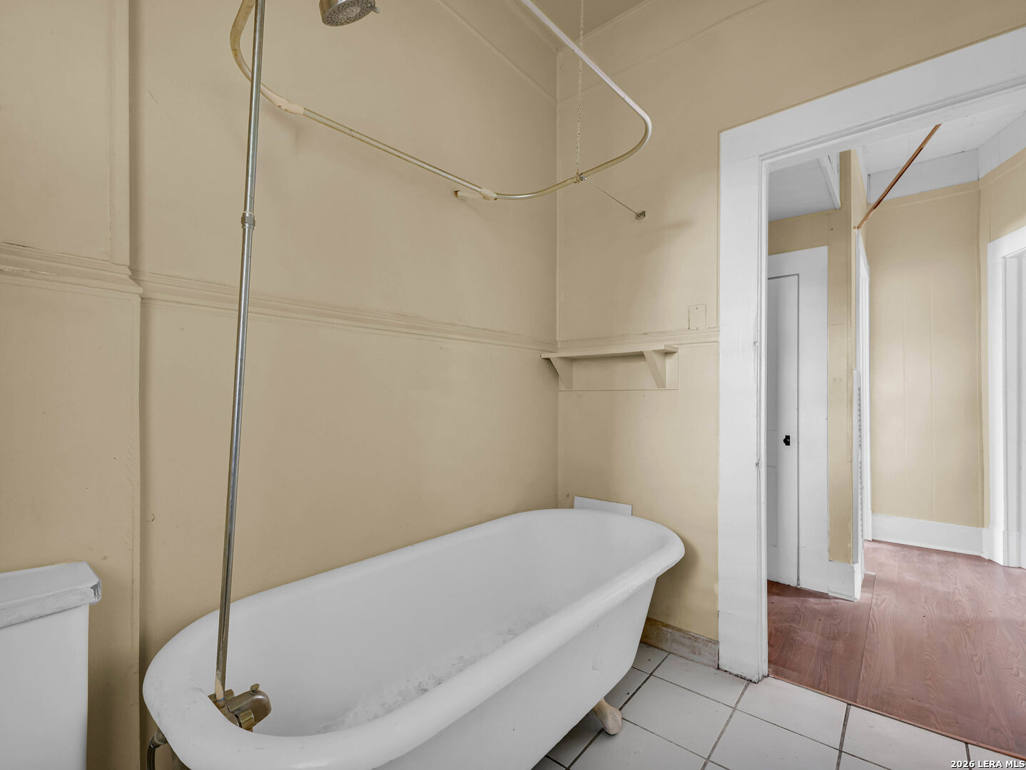 422 W Mistletoe, San Antonio, TX 78212
